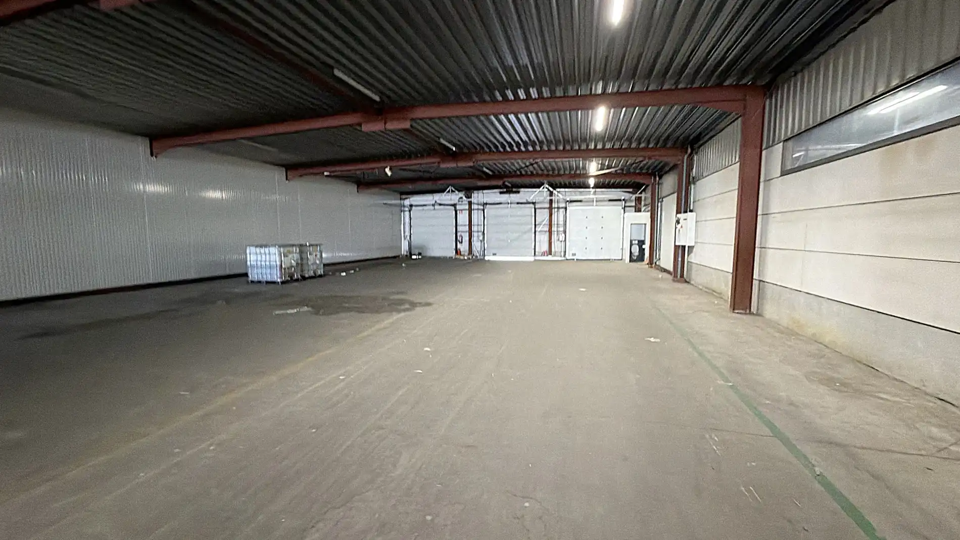 Magazijnen te huur op industriezone Veiling Zuid te Mechelen foto 2