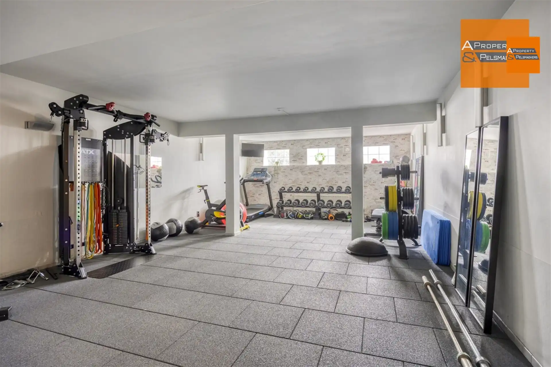 Hotel met 24 kamers foto 25