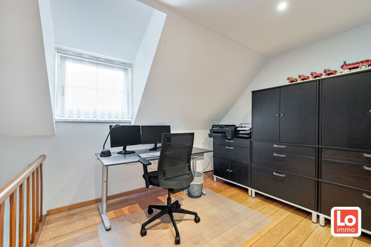 Charmante alleenstaande woning met inpandige garage op een zeer goede locatie in Oostakker. foto 18