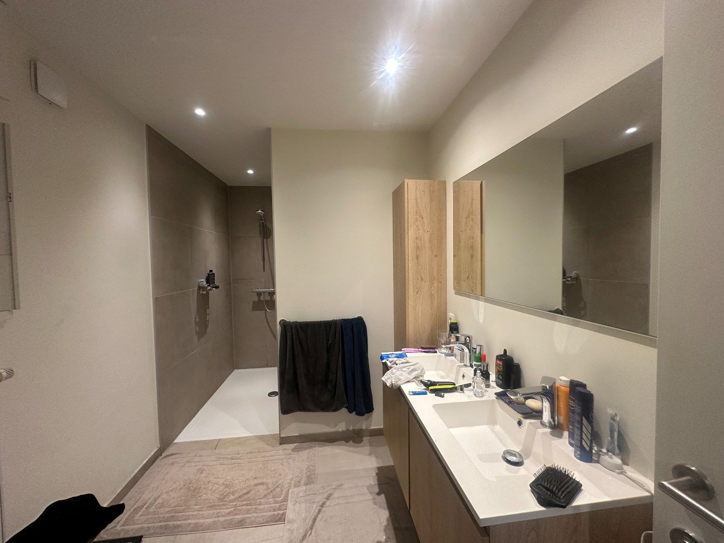 Ruime woning met zonnige tuin in centrum Merkem foto 6