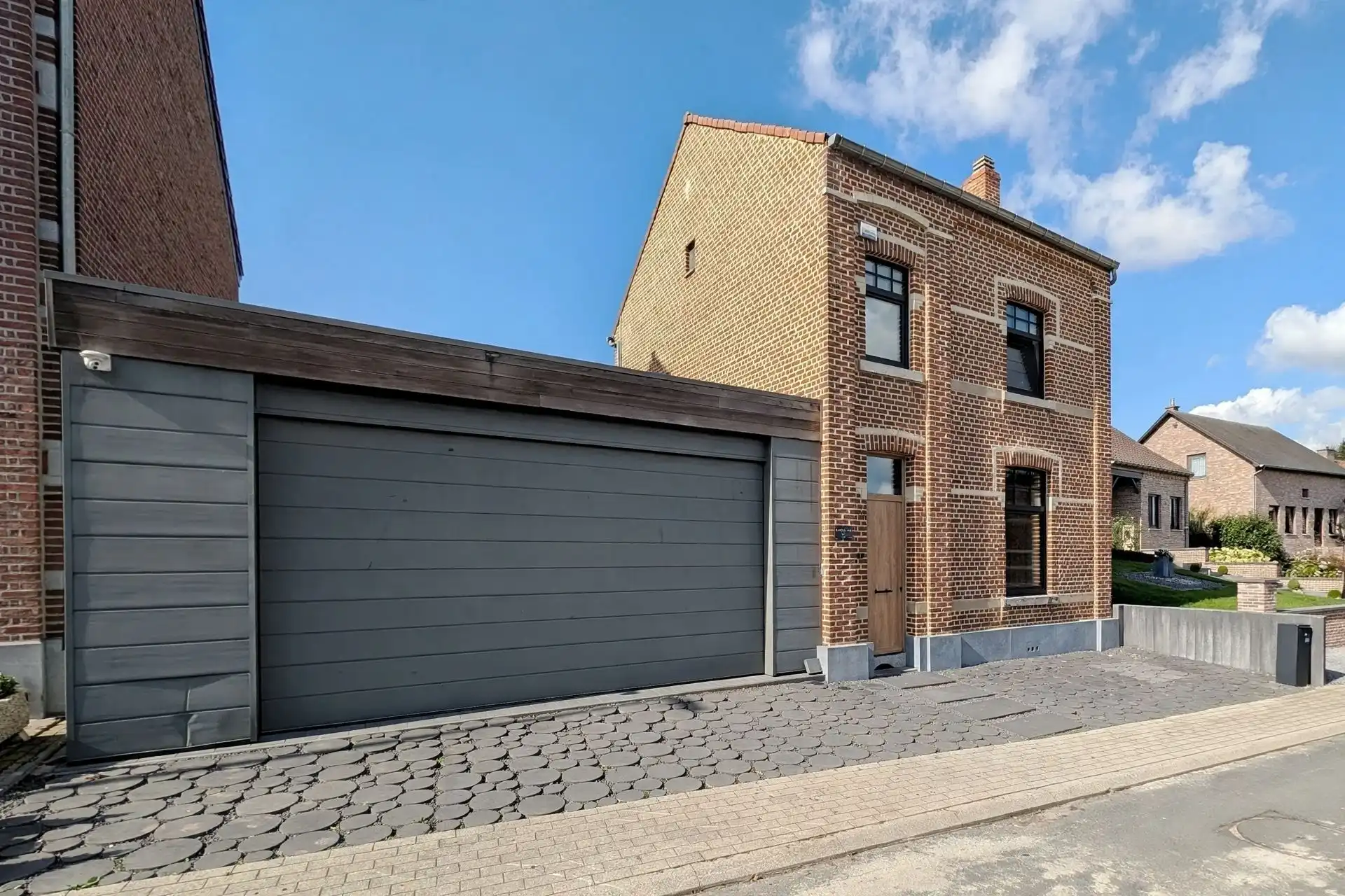 Hoofdfoto van de publicatie: Landelijke gezinswoning op perceel van 13a71ca
