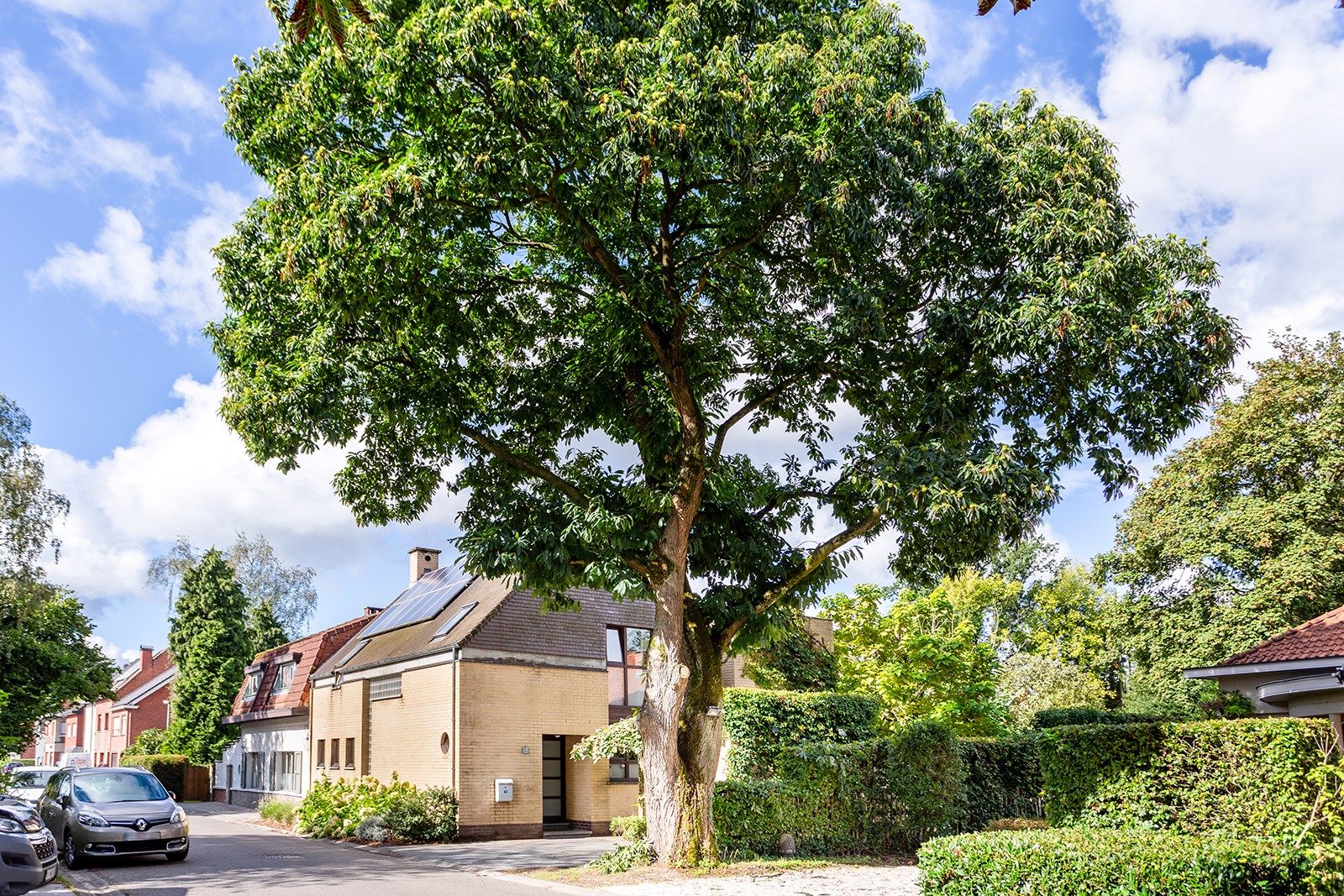 Ruime, atypische woning met een heerlijke tuin! foto 32