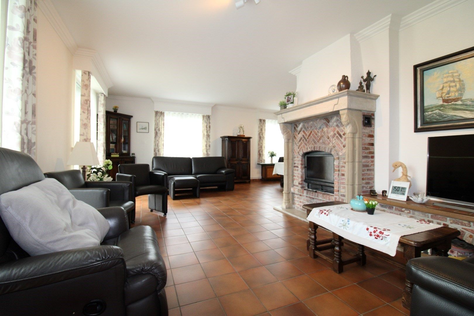 Prachtige alleenstaande villa (EPC B) op toplocatie in Lendelede foto 4