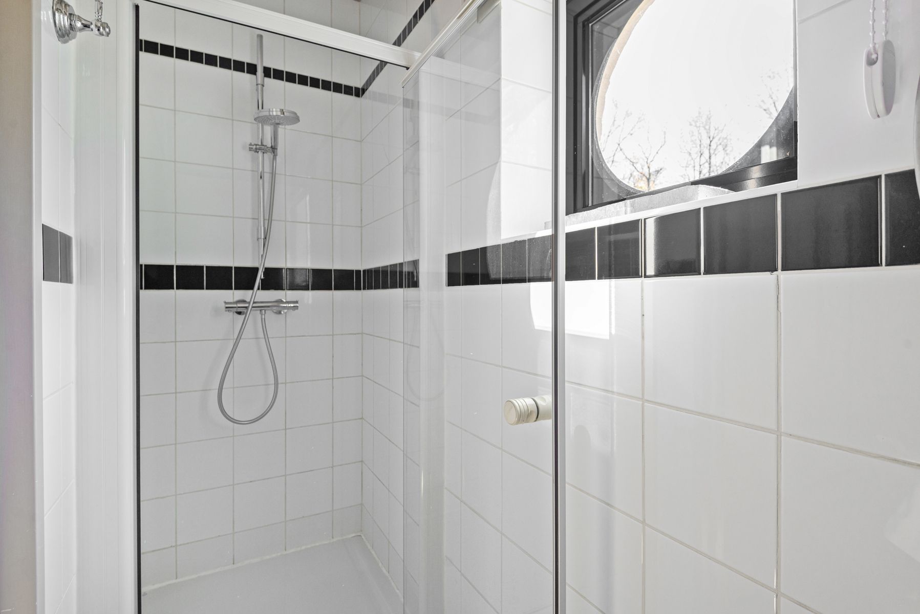 Moderne villa vlakbij het park van Halle Zoersel op 2.933m². foto 21