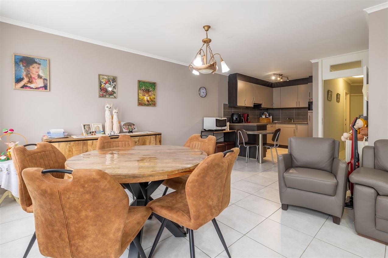Appartement met 2 slpk gelegen tenmidden het centrum foto 4