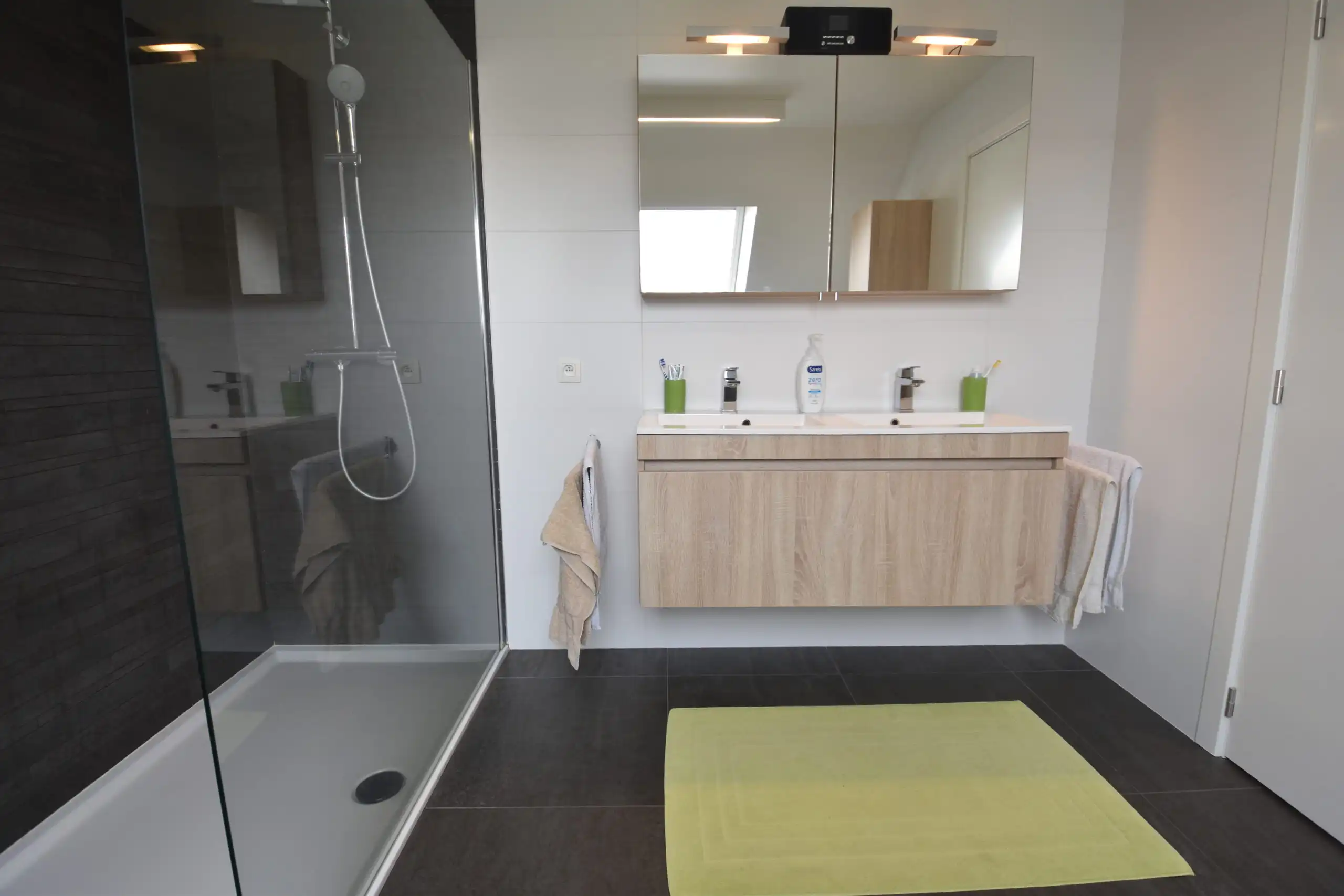 Moderne, energiezuinige woning in Kieldrecht foto 30