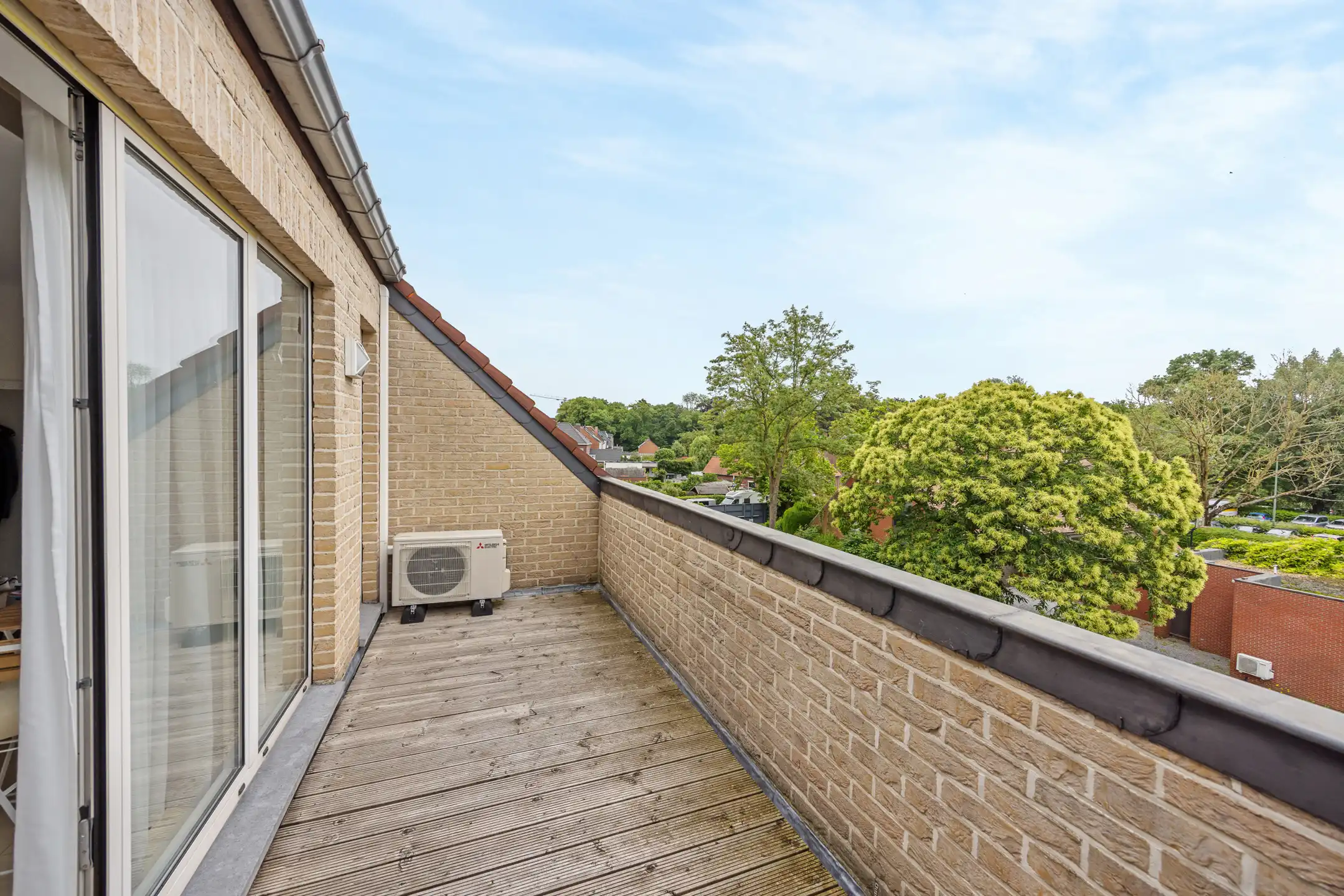 Centrale residentie met handelsruimte te Bilzen foto 35