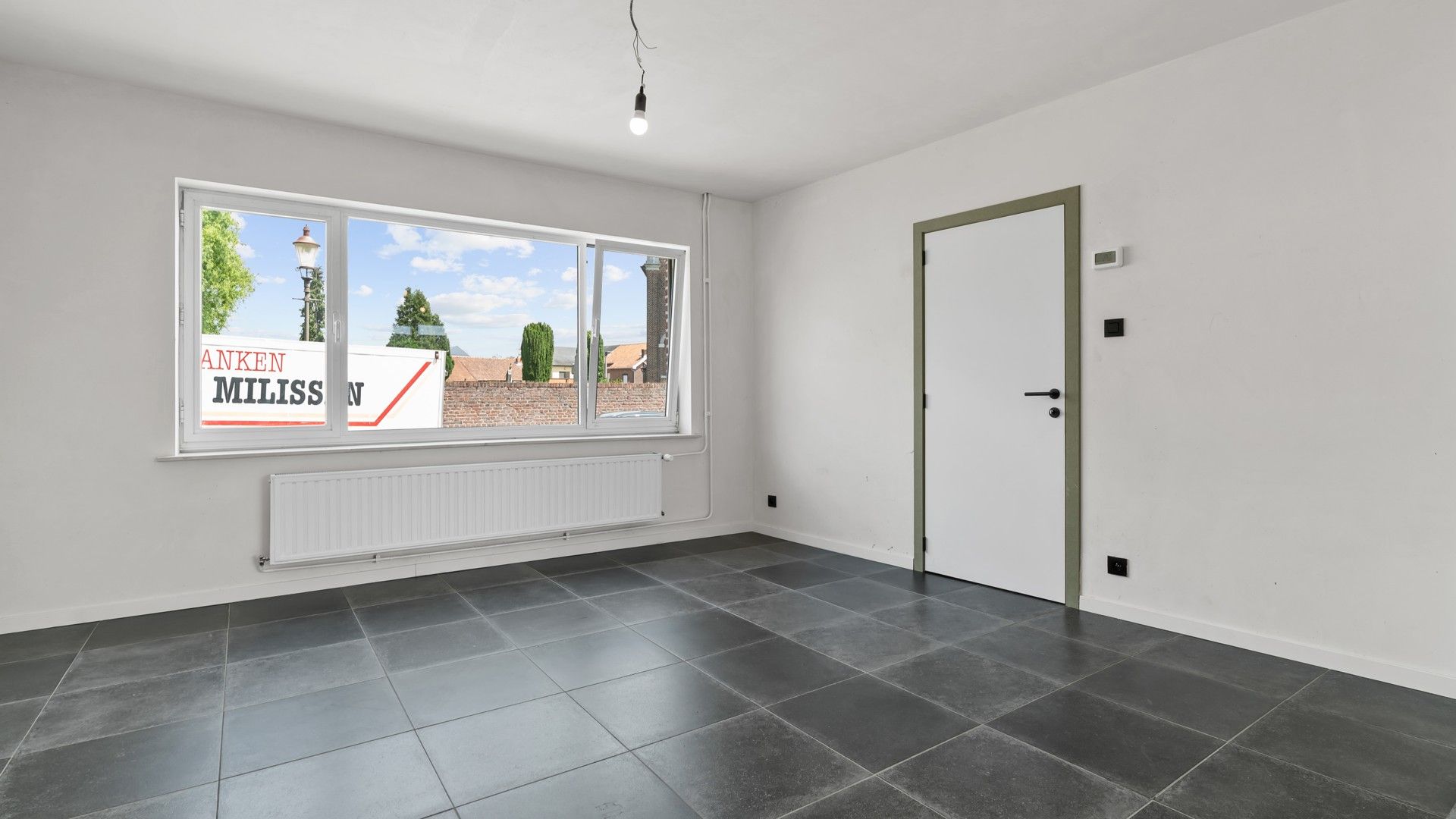 Gerenoveerde en instapklare woning met 4 slpkrs foto 4