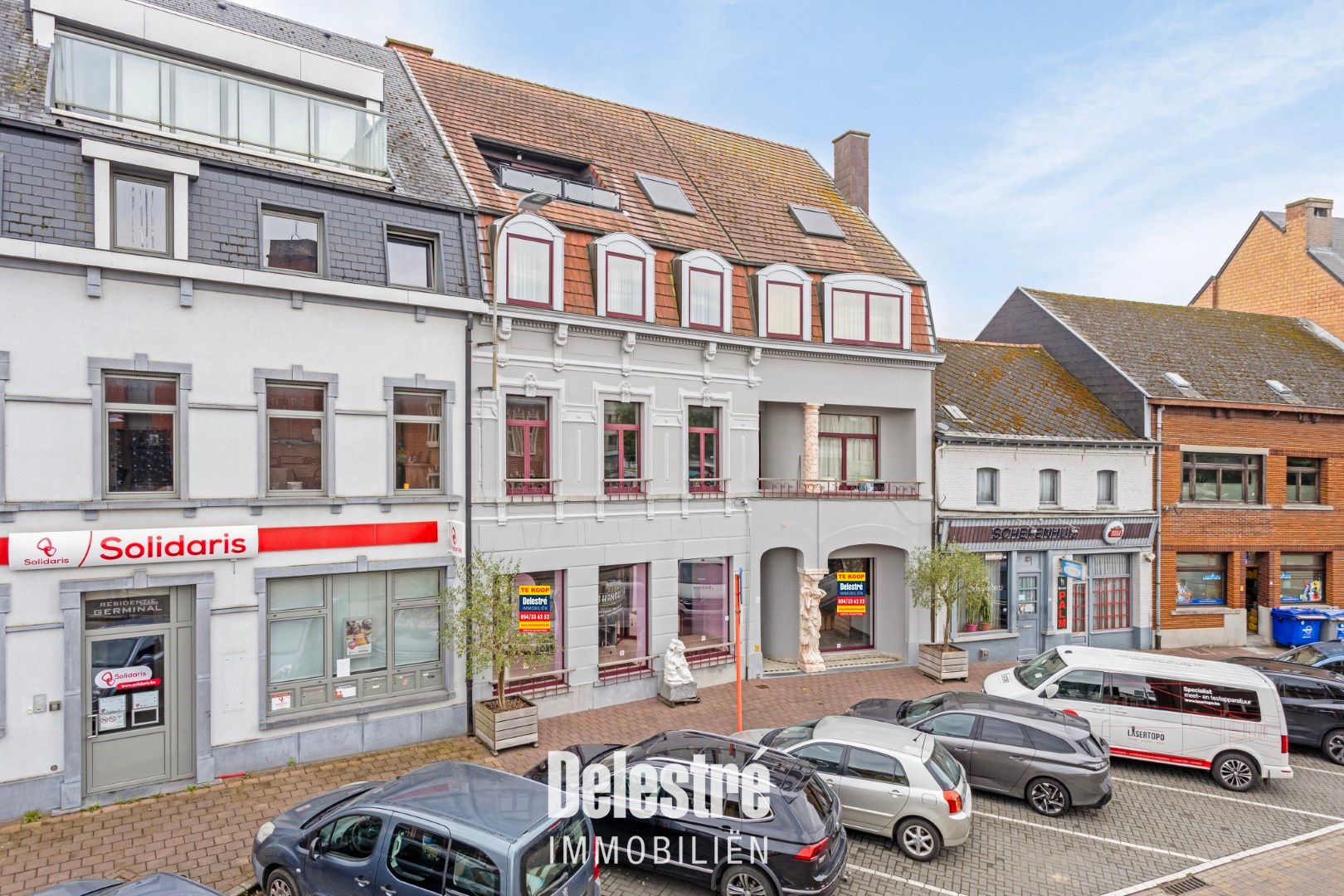 RUIM COMMERCIEEL GELIJKVLOERS MET TUIN MARKT  foto 1