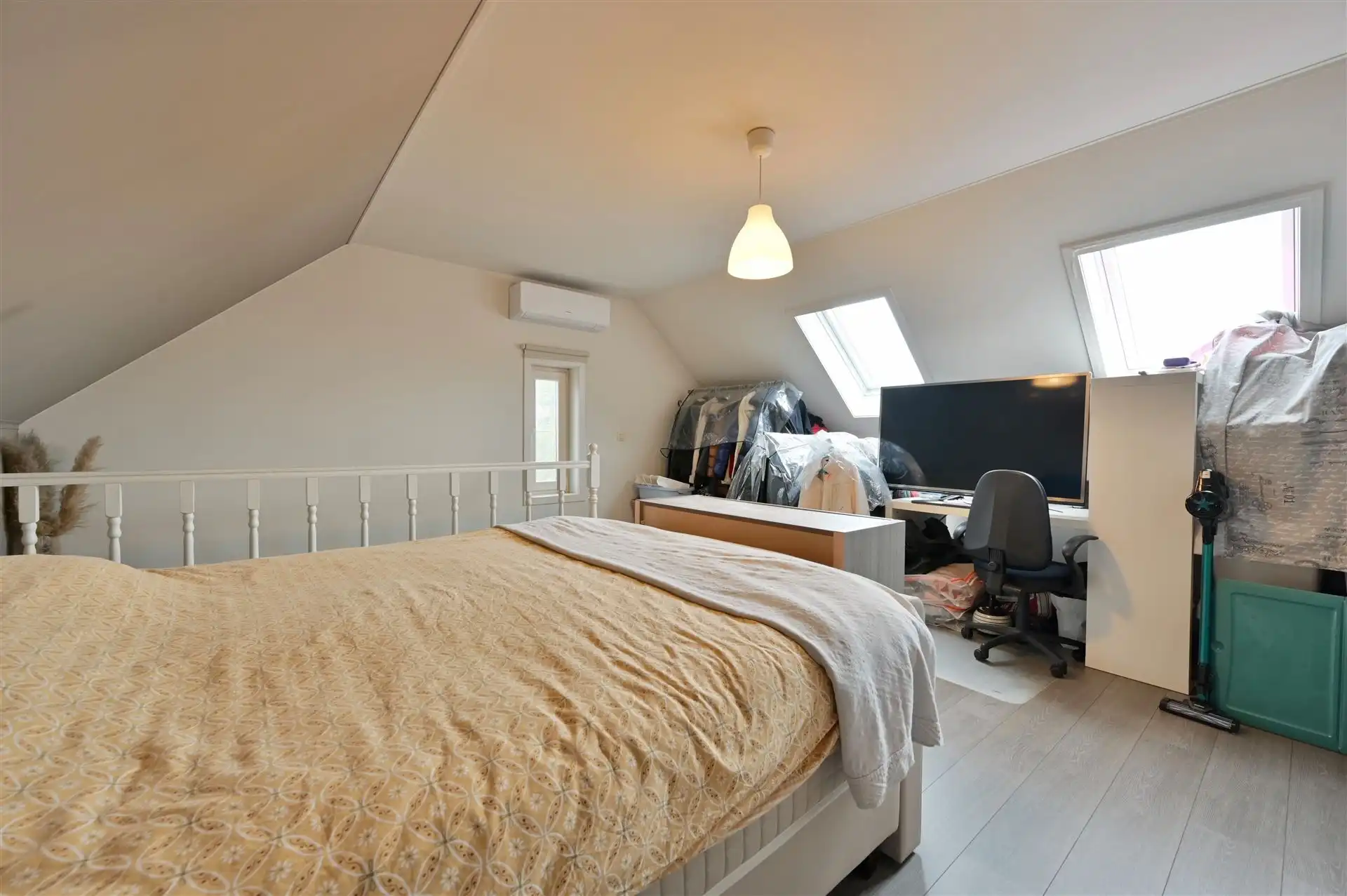 Ruime gezinswoning met 4 slpks en tuin in Itegem. foto 16