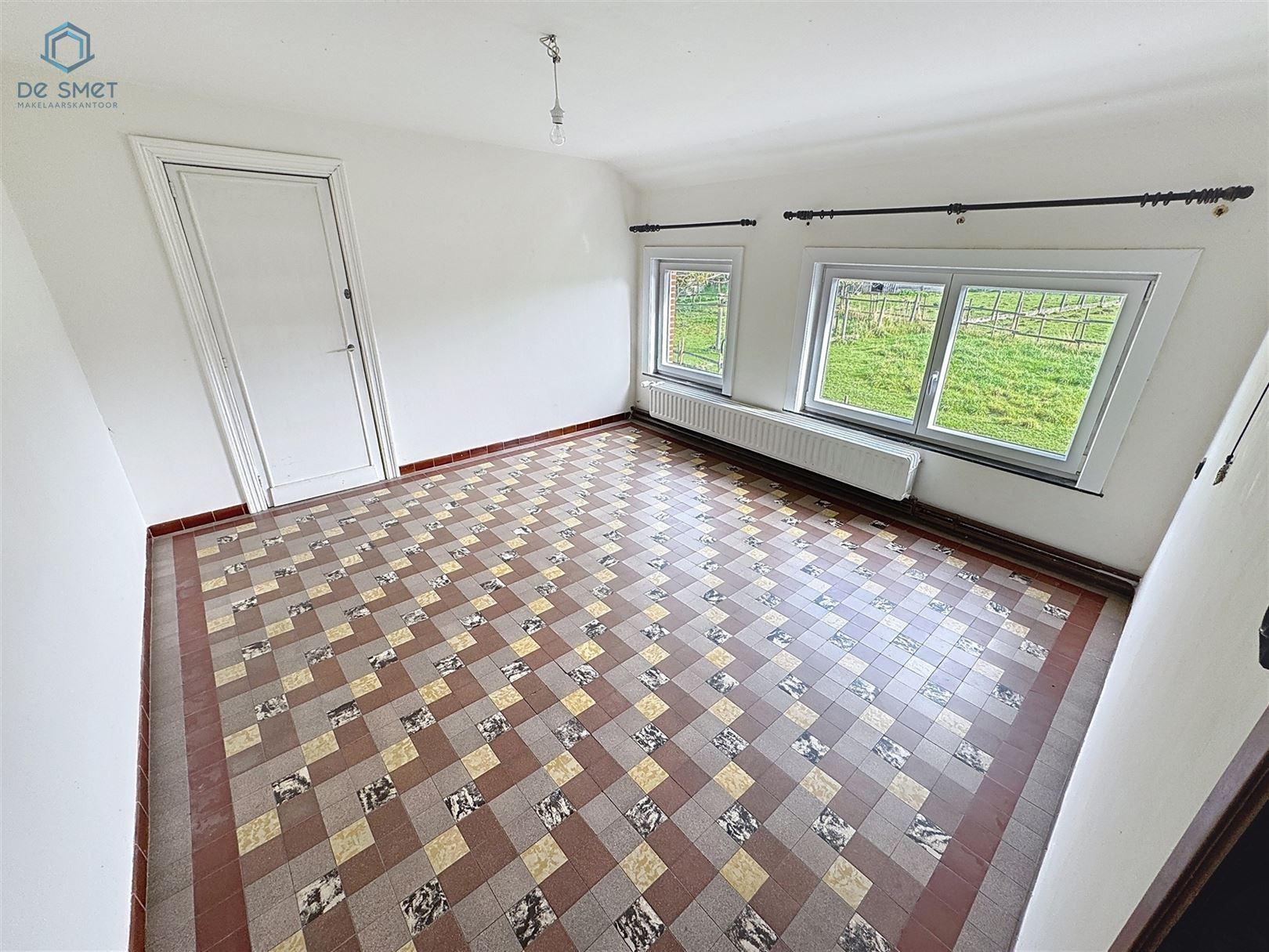 Te koop: Op te frissen gezinswoning met 3 slaapkamers, garage en tuin geen renovatieplicht! foto 23