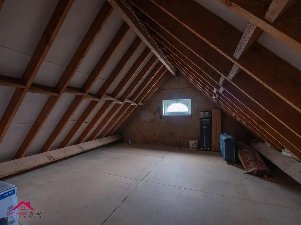 Charmante vrijstaande woning foto 46