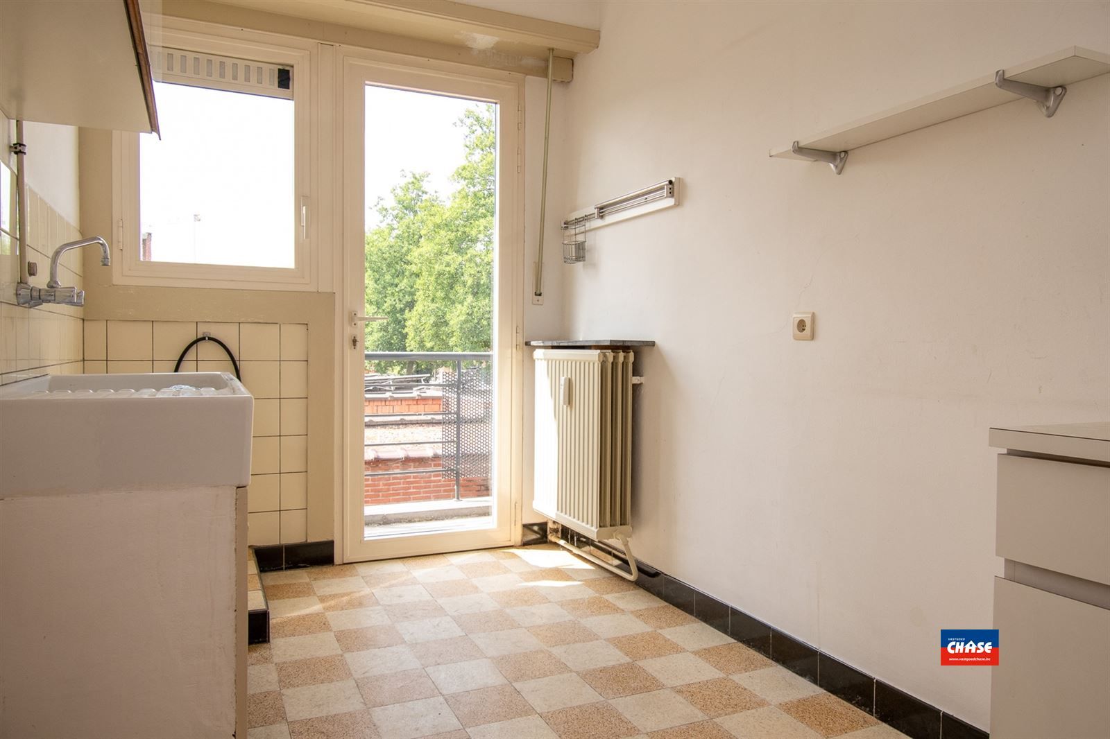 Woonhuis | twee appten + tuin + P  foto 24