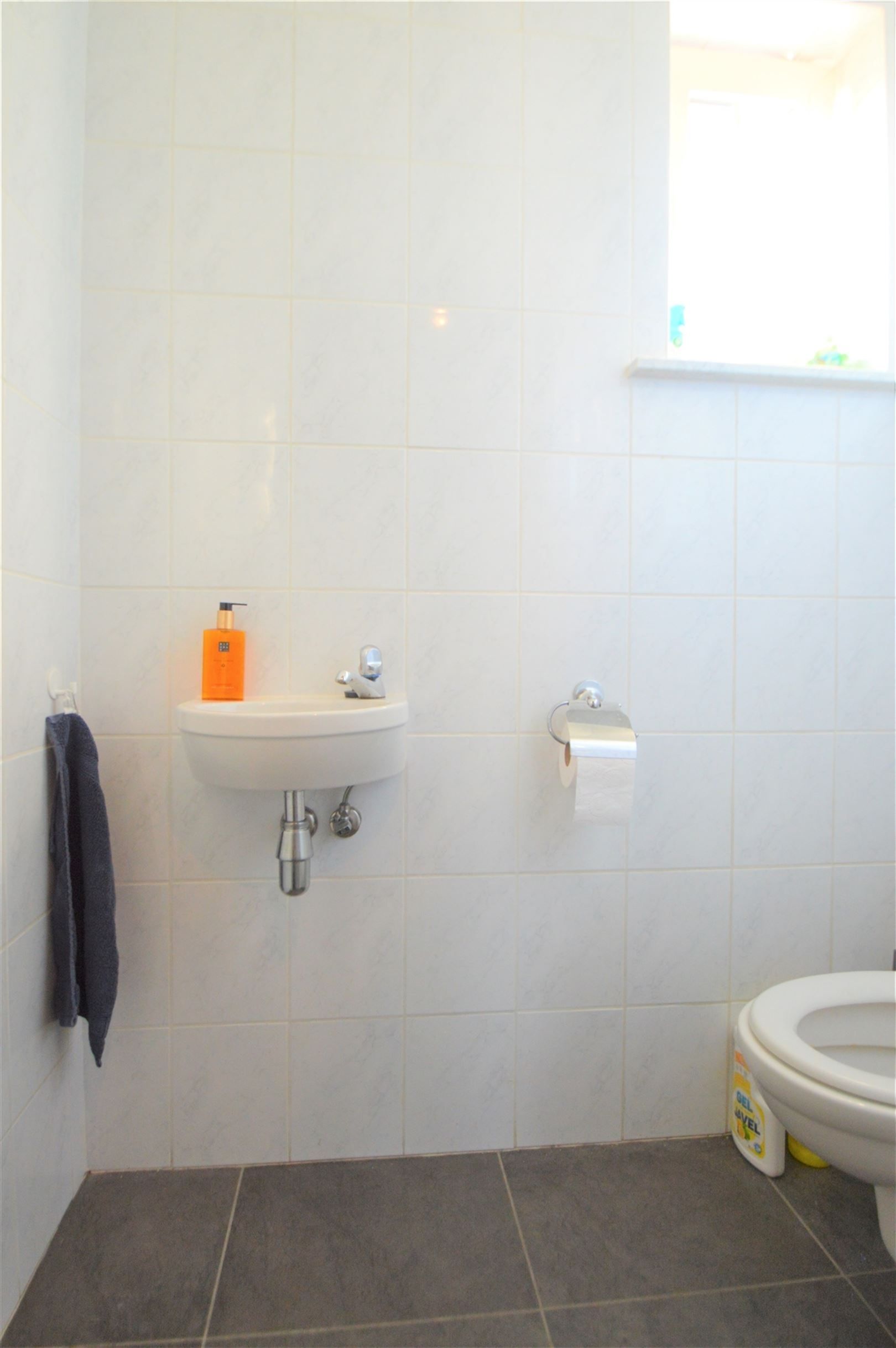 Gezellig ruim appartement  met garage foto 10
