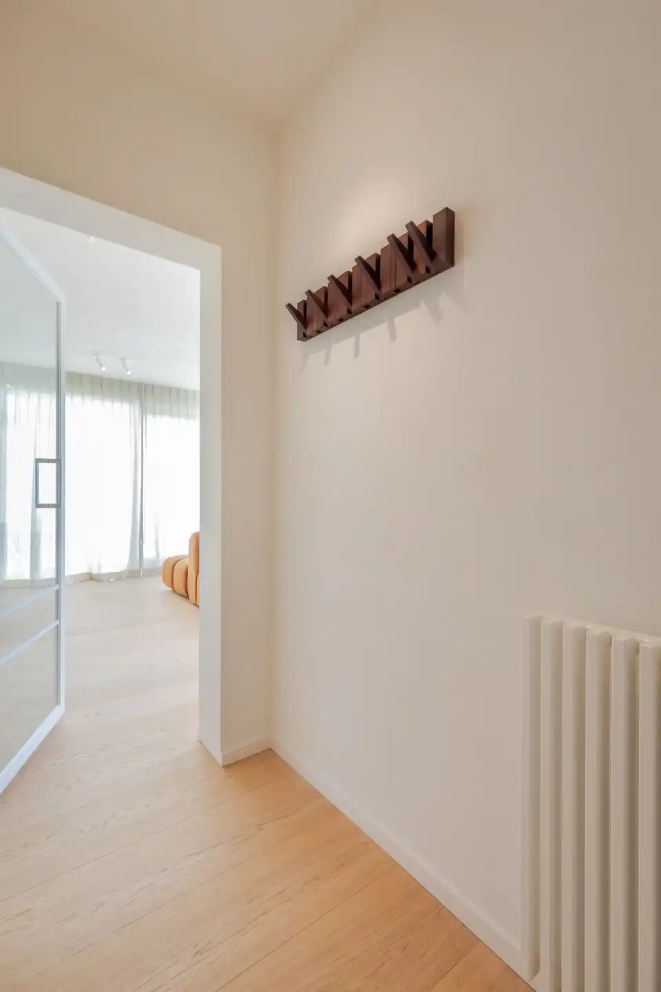 Prachtig gerenoveerd appartement in villaresidentie te Duinbergen foto 17