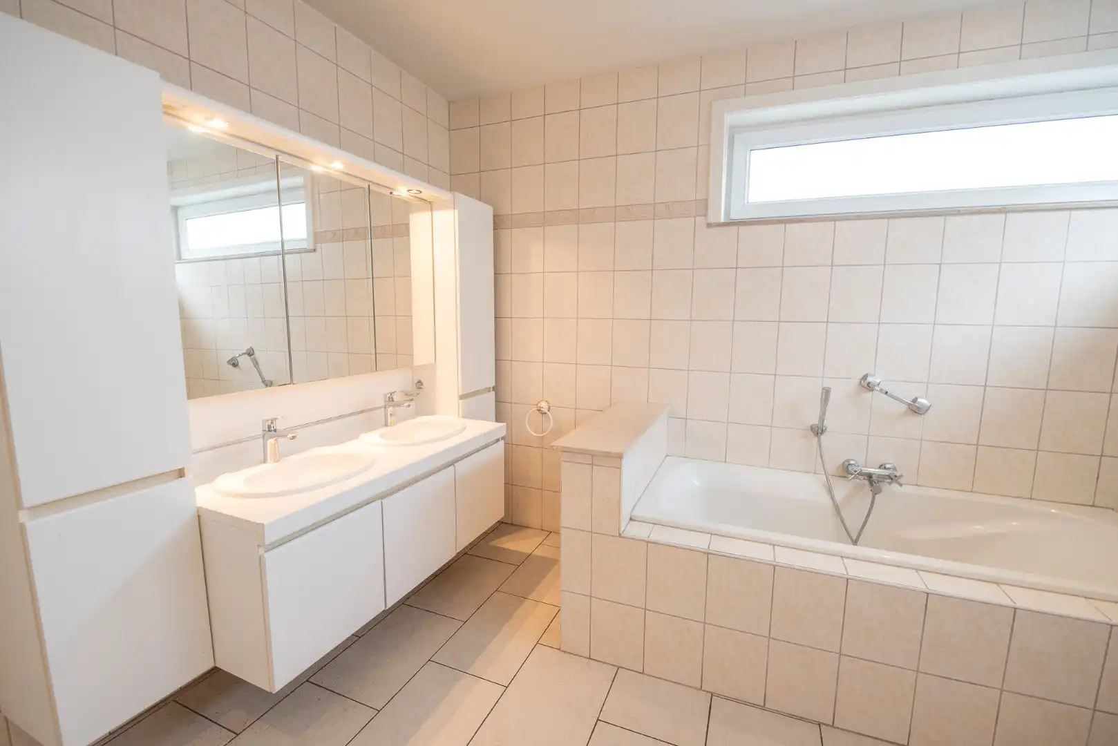 Te Koop: Ruime instapklare gezinswoning met 3 slaapkamers en EPC B foto 10