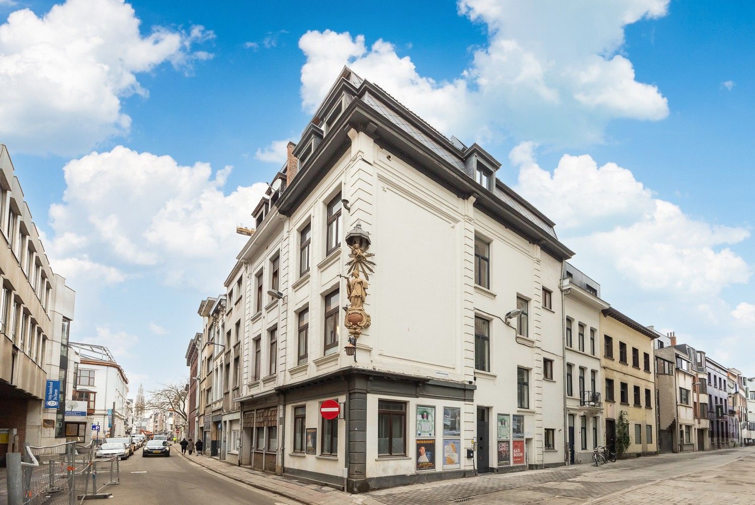 Vergund studentengebouw op een uitstekende AAA locatie, tegenover de AP Hogeschool foto 30
