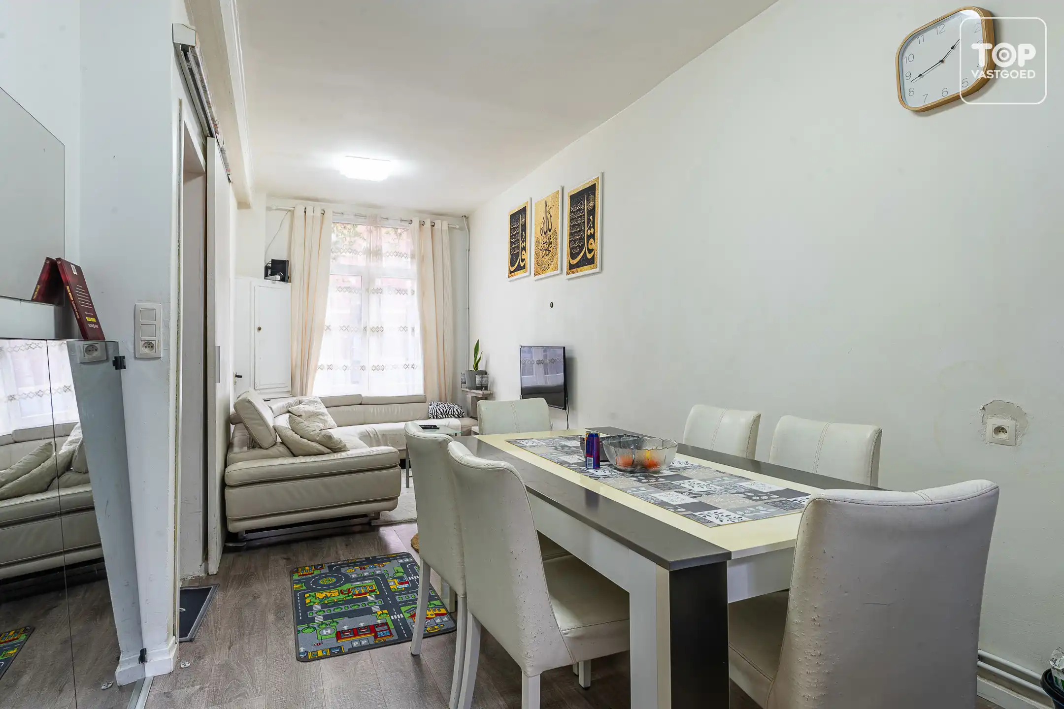 Centraal gelegen, gerenoveerde ééngezinswoning met 3 slaapkamers.  foto 4