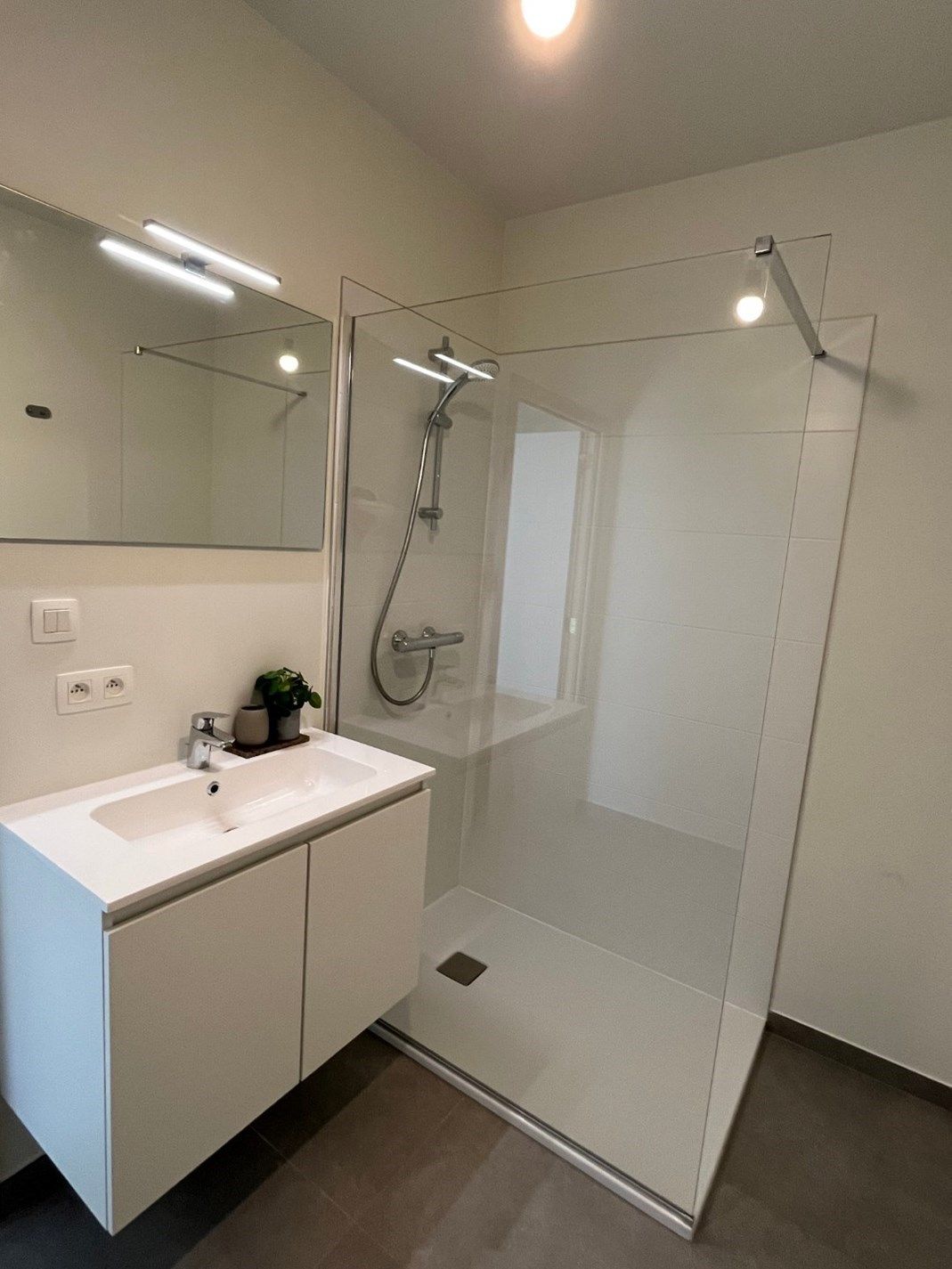 Modern BEN appartement in Wortegem-Petegem foto 12