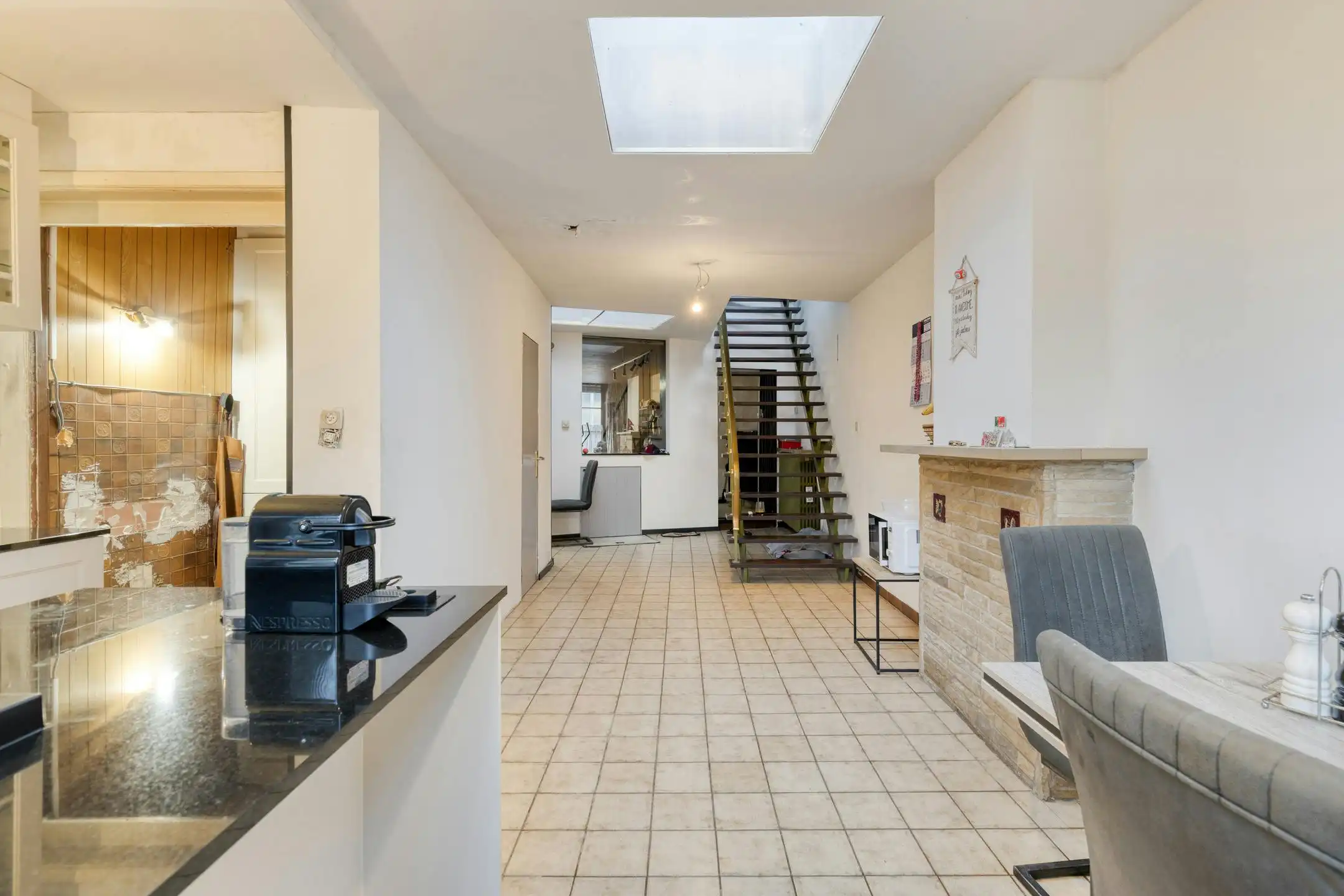 Rijwoning met 3 slaapkamers en stadsterras te koop in Brugge foto 5