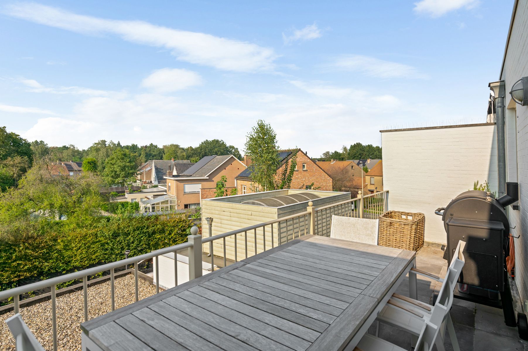 Ruim duplex appartement in het centrum van Schilde.  foto 13