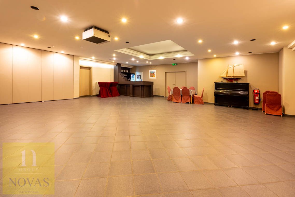 Authentiek handelspand / hotel met restaurant, feestzaal en mooie tuin op ideale locatie. foto 12