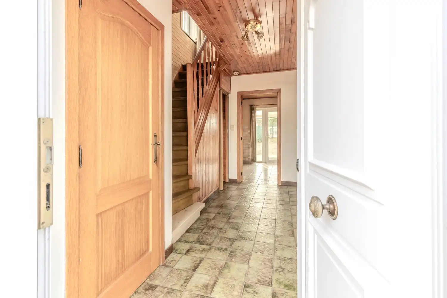 Halfopen bebouwing met drie slaapkamers op een perceel van 5a16ca in Lanaken foto 6