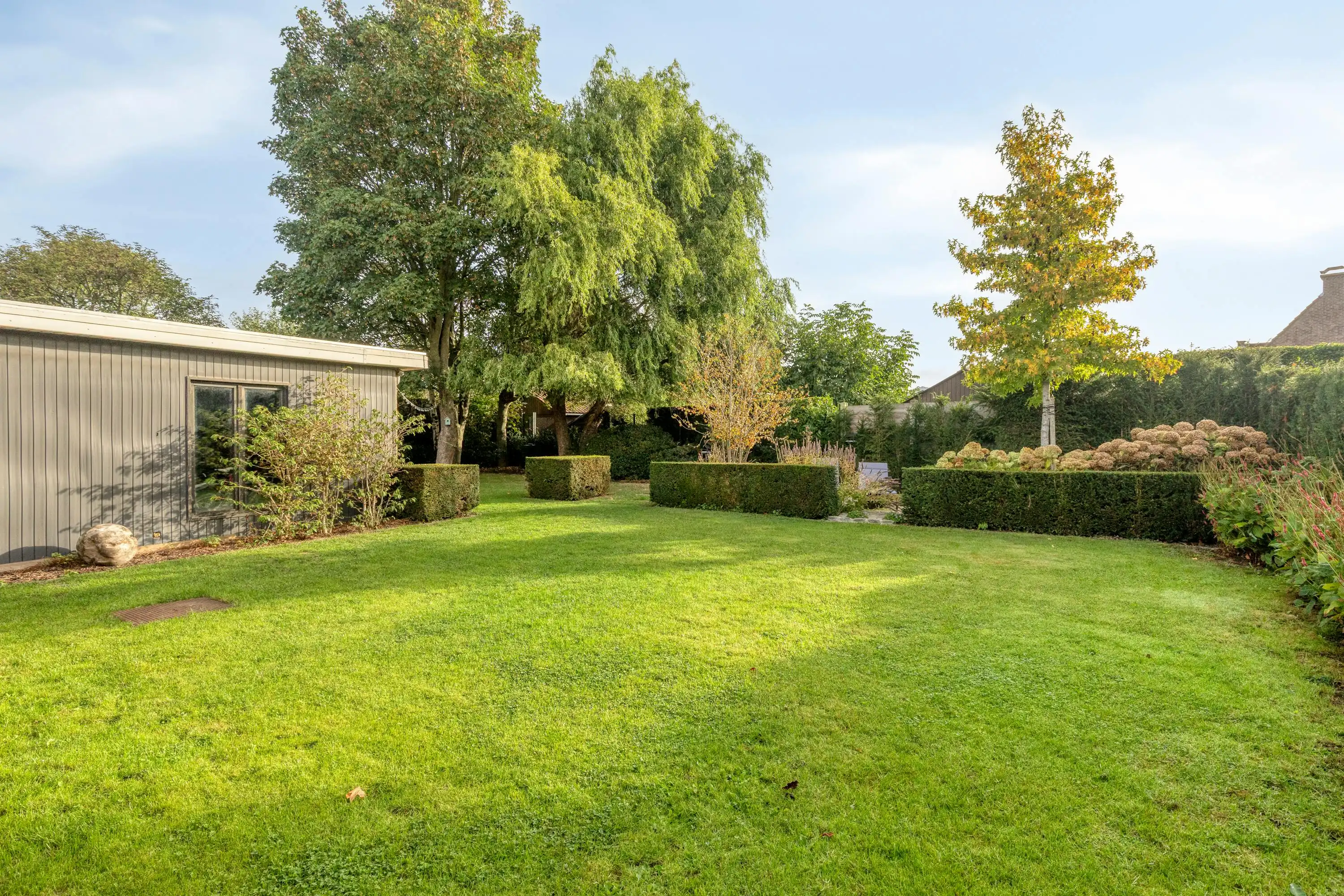 Instapklare bungalow op 898m² te koop in Wevelgem! foto 7