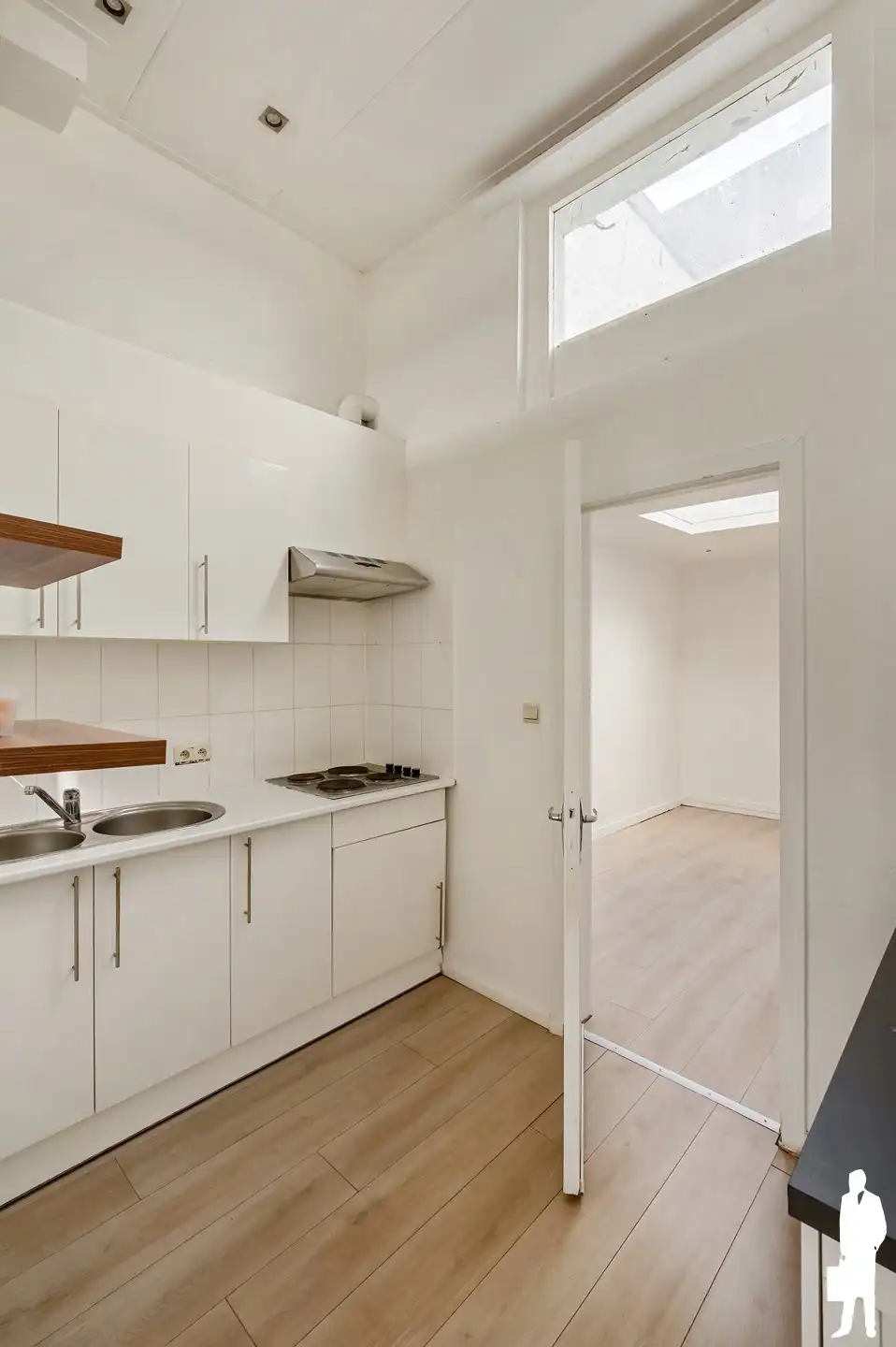 Vergunde opbrengsteigendom met 4 appartementen foto 10