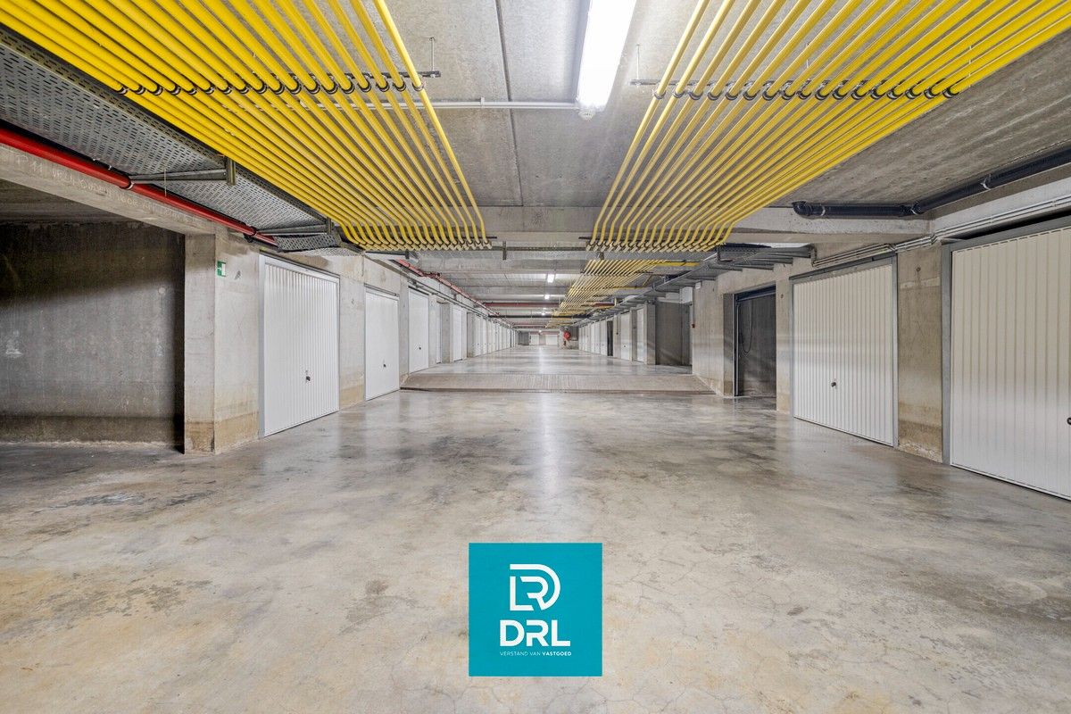 LICHTRIJK APPARTEMENT te BRUGGE (Damse Vaart) foto 17