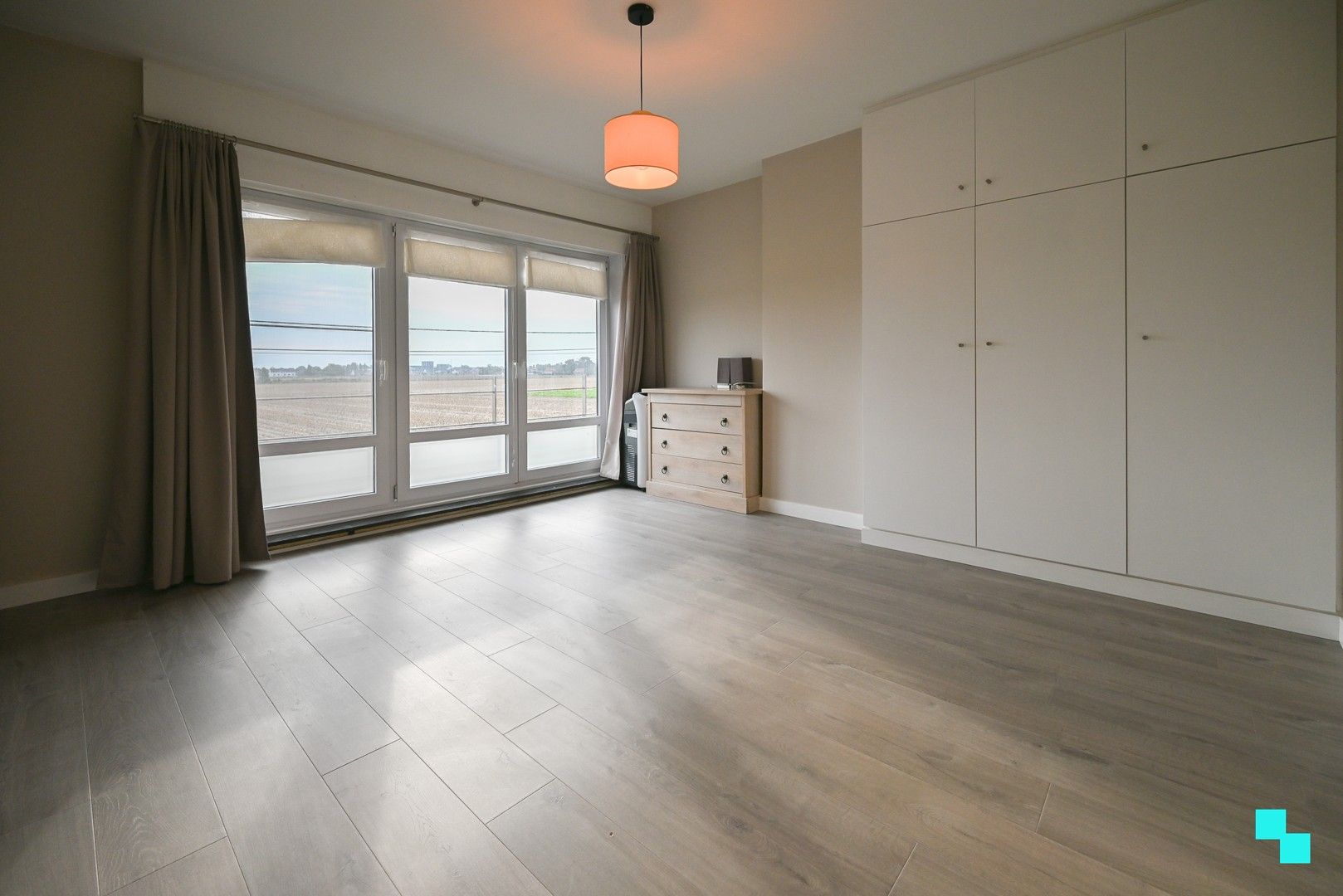 Landelijk gelegen gerenoveerde woning met opslagruimte te Ingelmunster foto 17