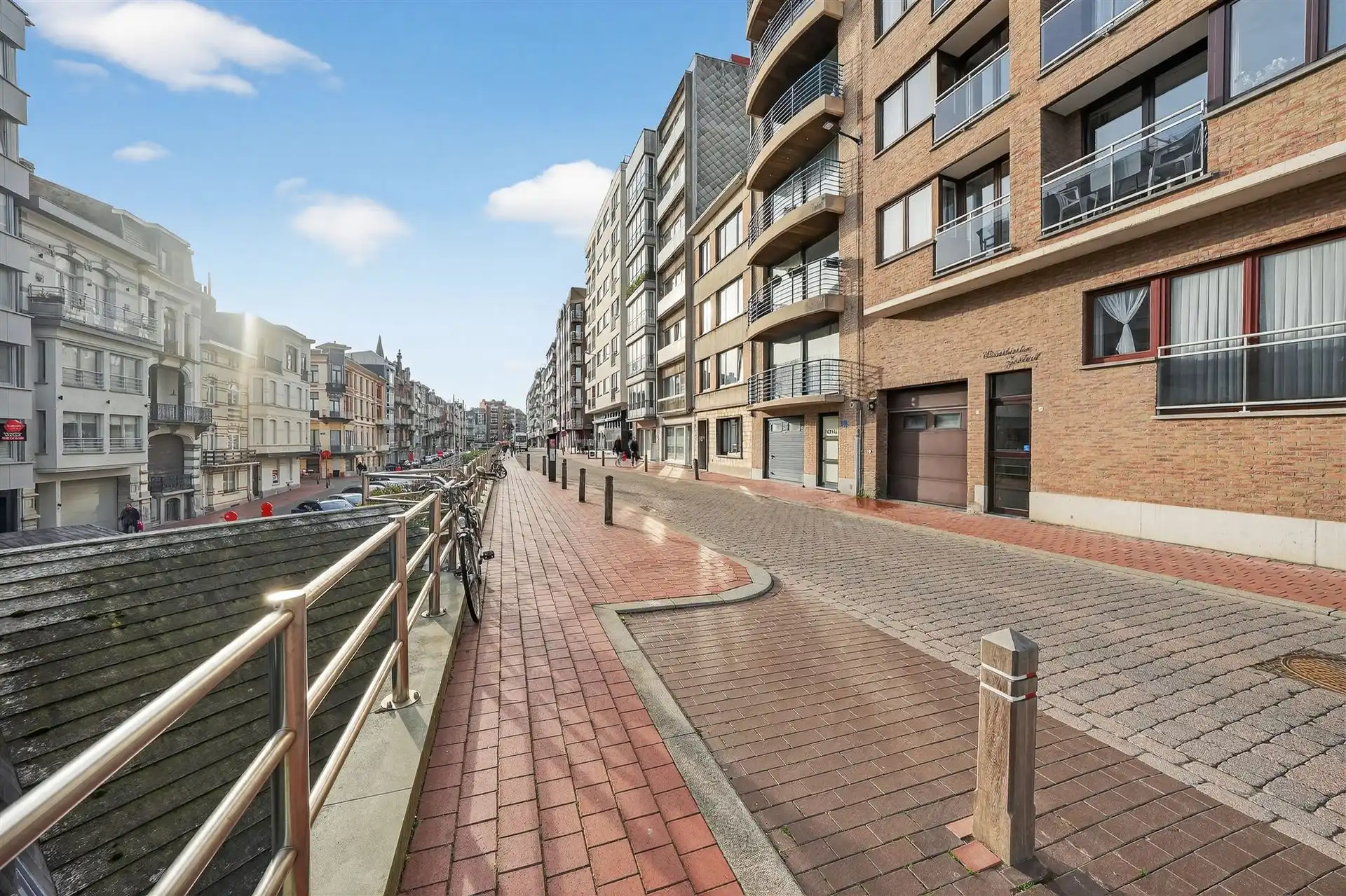 GERENOVEERD / RUGZIJDE ZEEDIJK foto 26