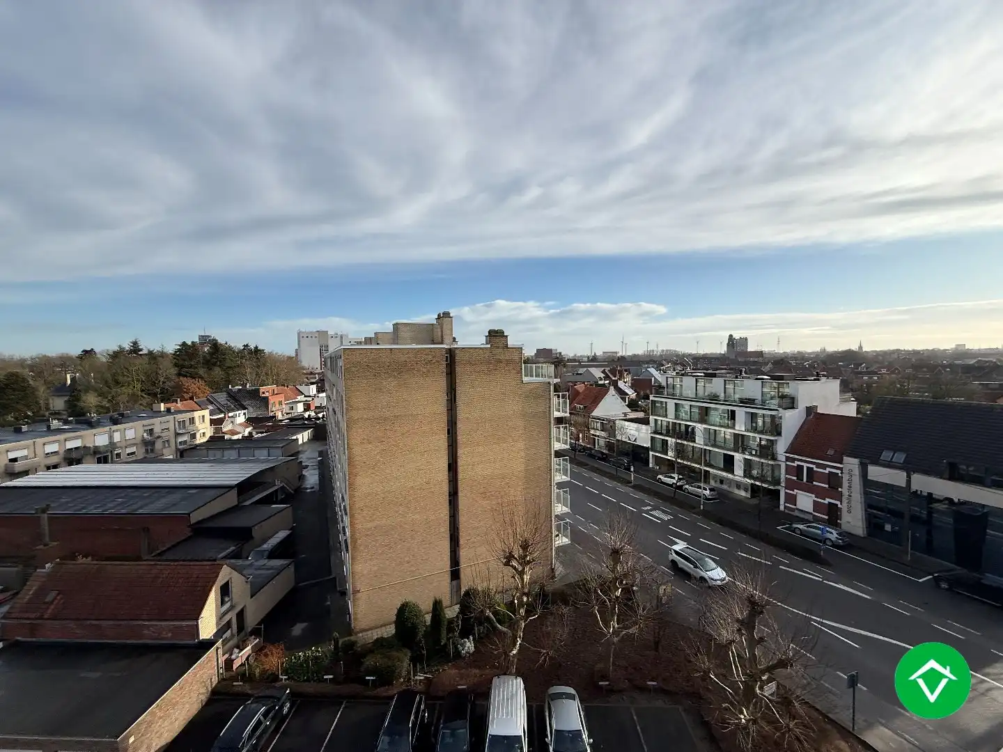 Instapklaar dakappartement met 4 slaapkamers met 2 terrassen en autostaanplaats te Roeselare foto 7