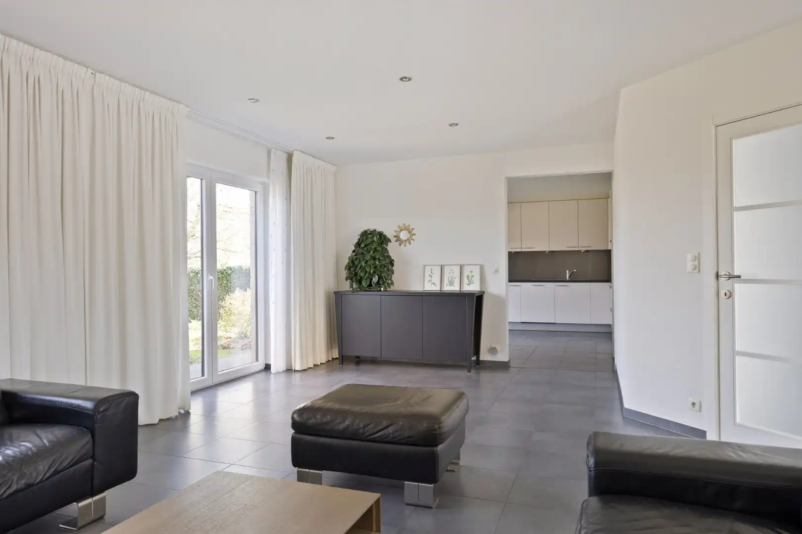 Moderne woning met zeer rustige ligging in Riemst-Millen foto 6