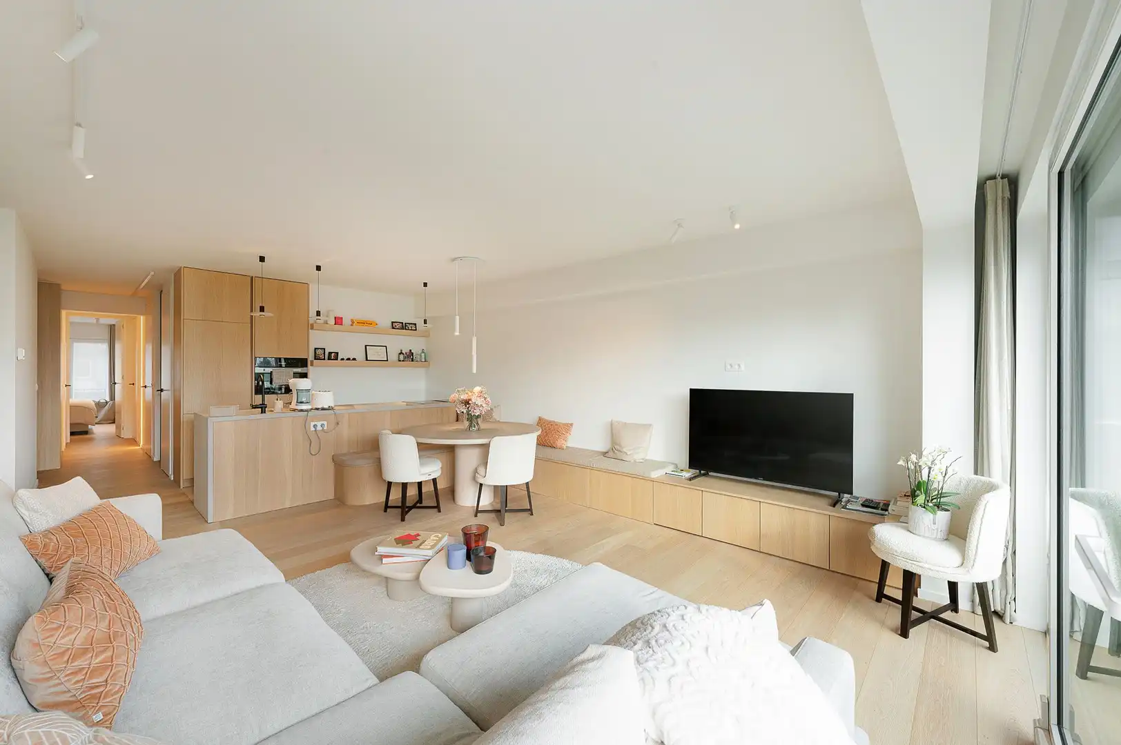 Mooi vernieuwd appartement met open uitzicht en 3 slaapkamers. foto 13