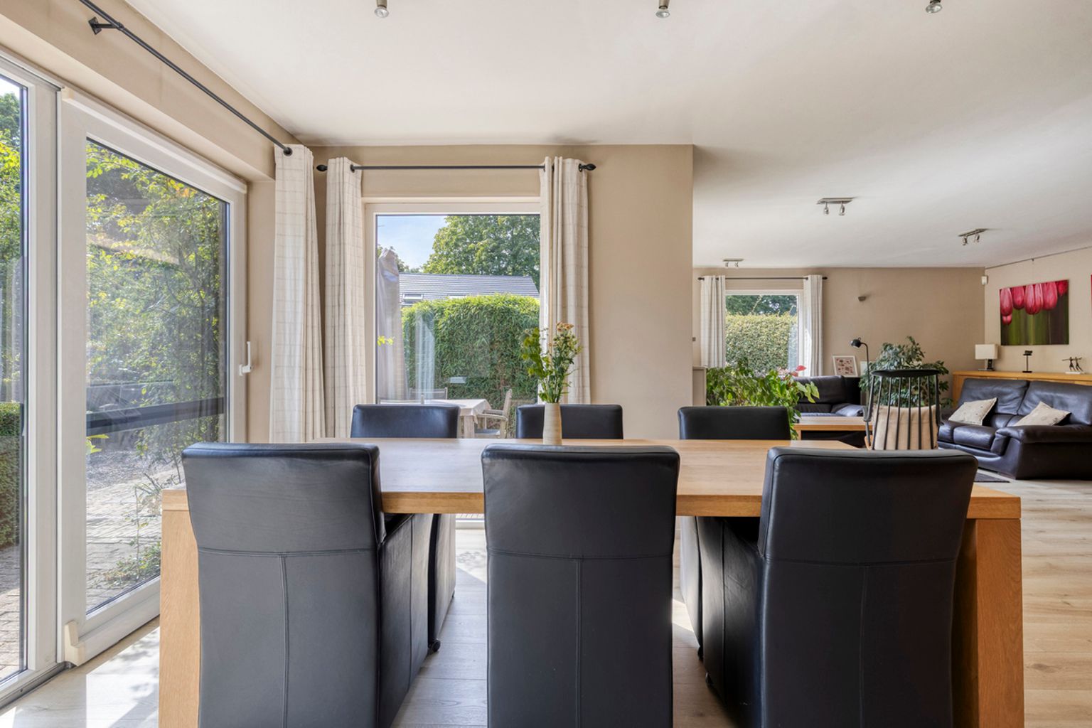 Uitstekend onderhouden en instapklare villa op 8 are 51 ca foto 5