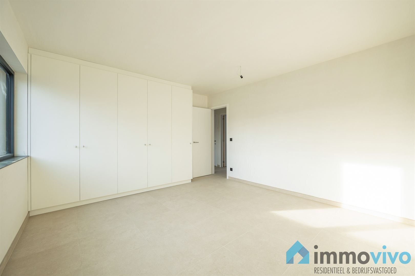 Prachtige nieuwbouw HOB met 4 slpk's en 2 badkamers foto 20