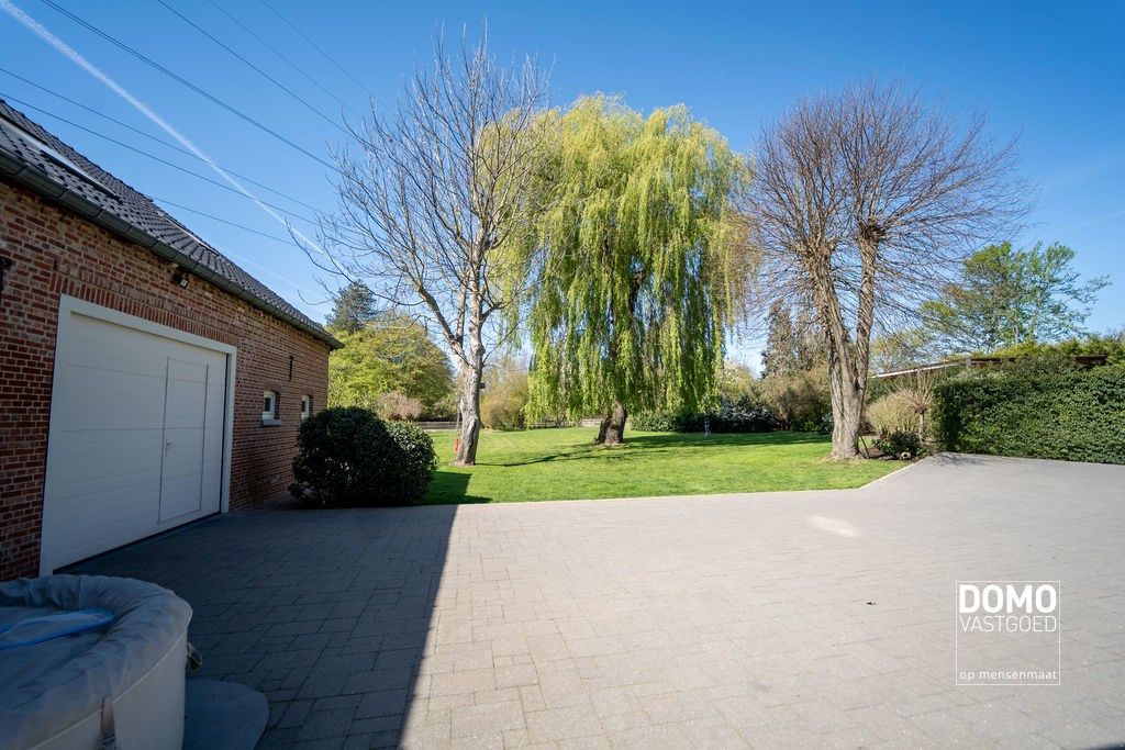 Ruime gerenoveerde woning met voldoende ruimte en tal van mogelijkheden foto 33