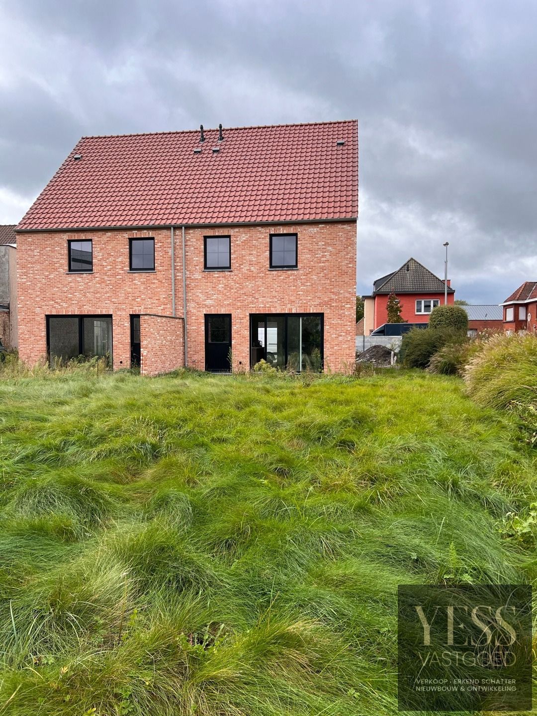 Laatste prachtige nieuwbouw: afgewerkt en instapklaar foto 16