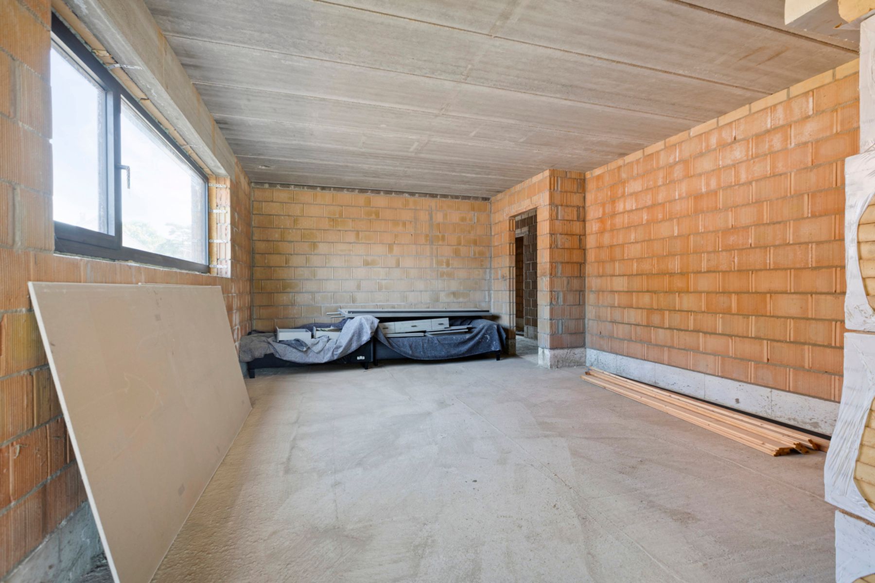 Nieuwbouwwoning ZONDER BTW met tal van materiaal inbegrepen (registratierecht 2%) foto 10