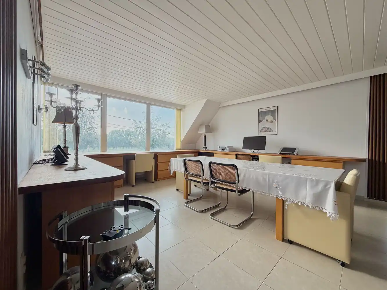 Uitzonderlijk ruime villa (450 m²) met enorm potentieel in Torhout! foto 16