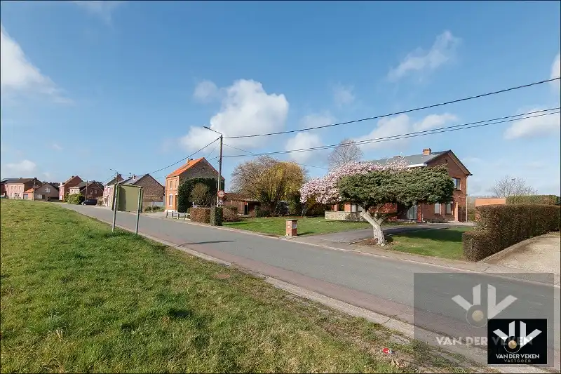 RUIME GEZINSWONING MET 4 SLAAPKAMERS foto 31
