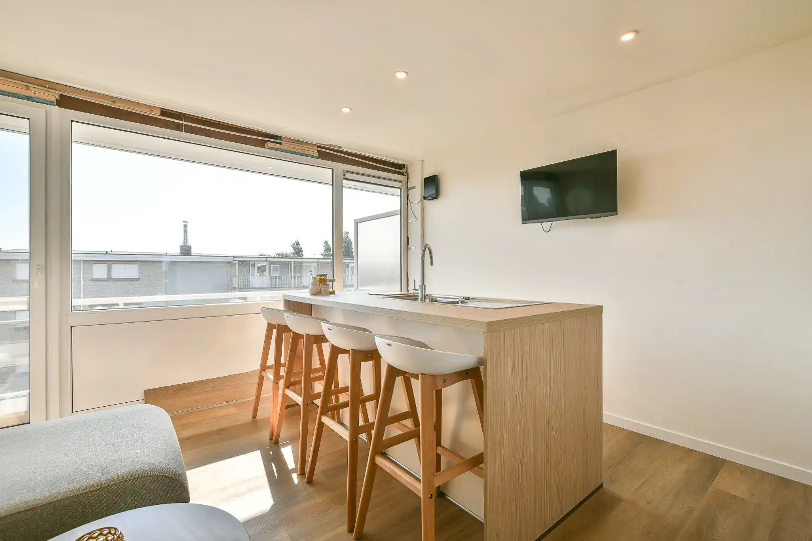 Verzorgd éénslaapkamerappartement met terras en staanplaats in Vosseslag foto 9