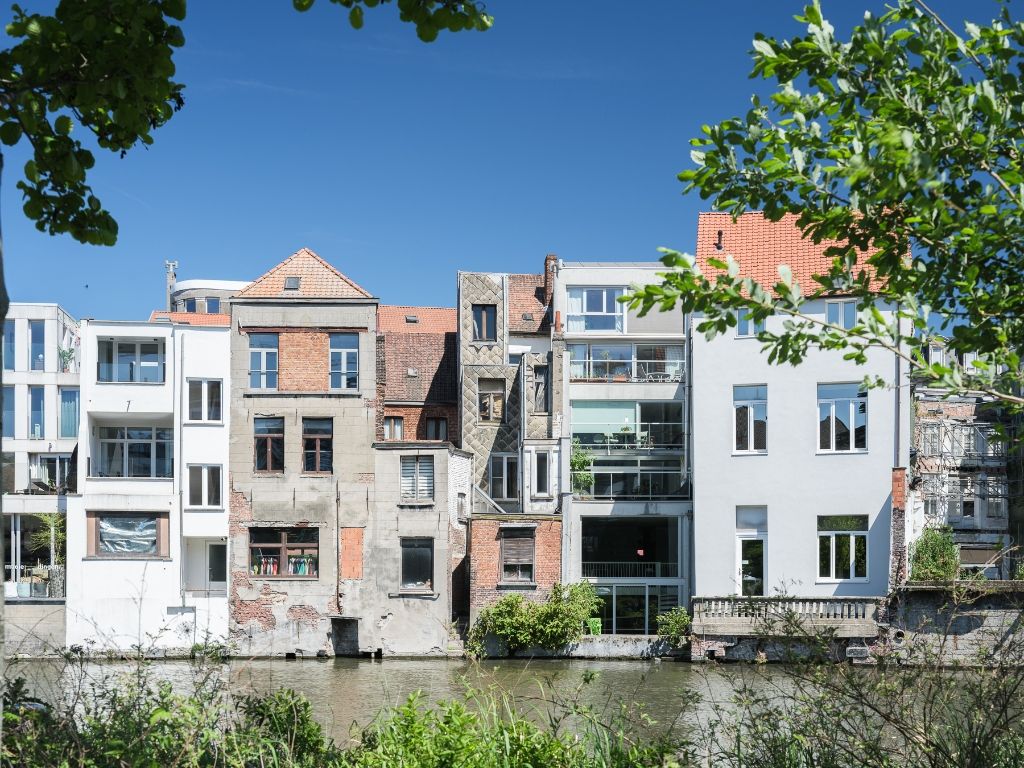 Architecturaal 1-slpk appartement aan het water. foto 10