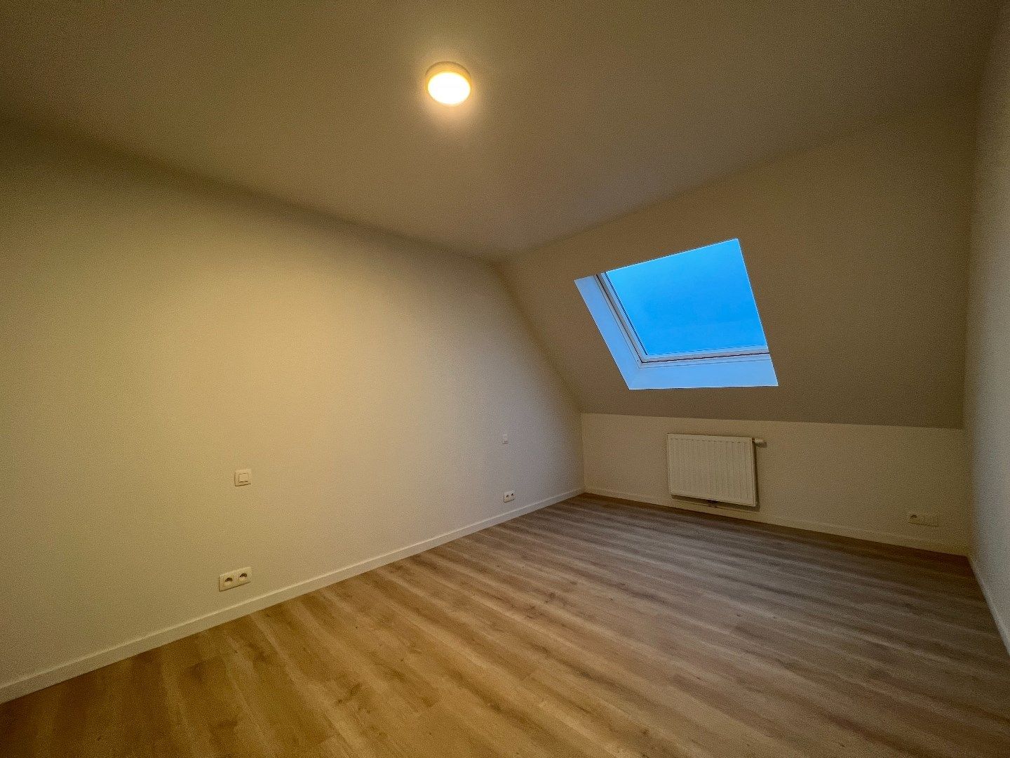Volledig gerenoveerd duplexappartement foto 6