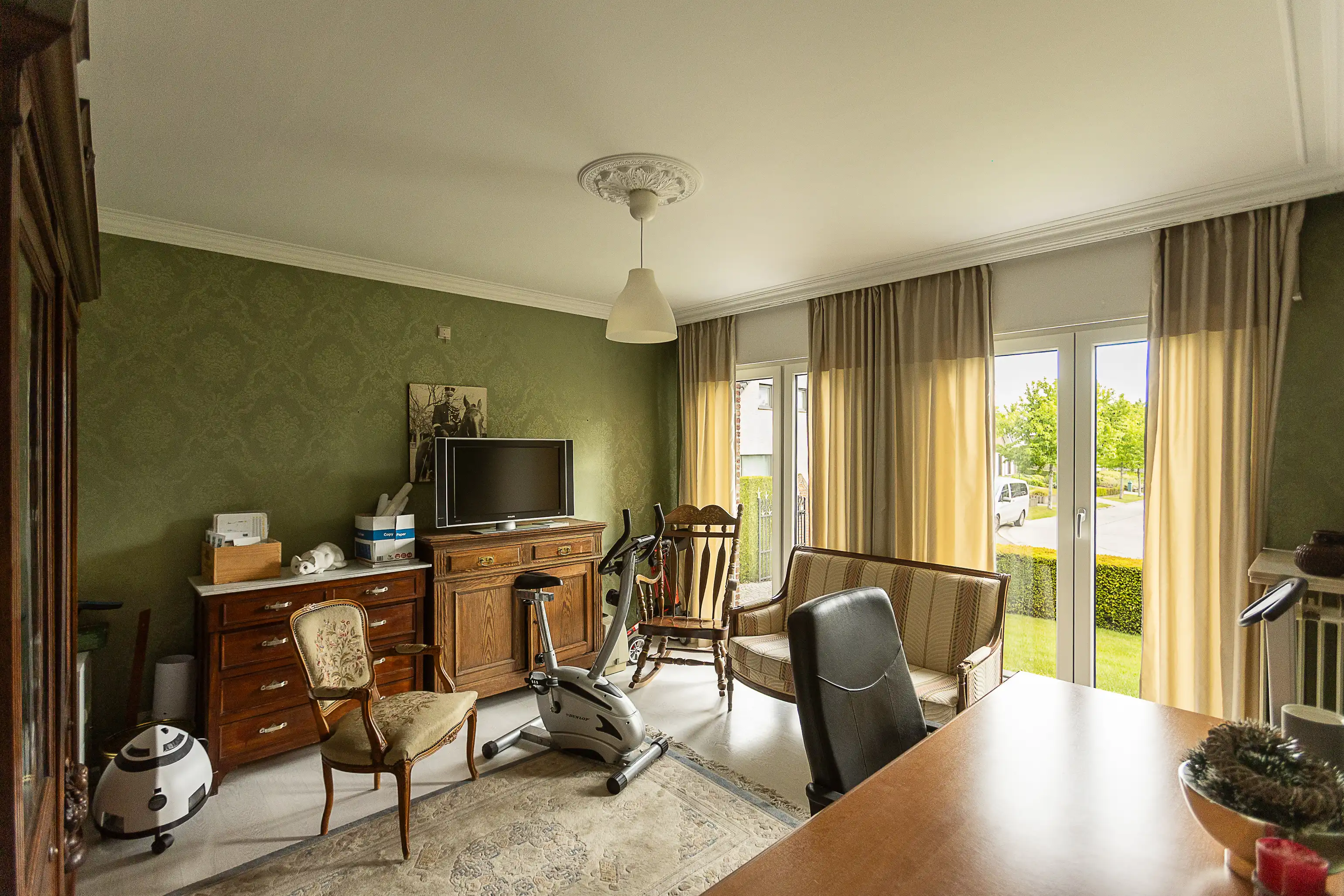 Karaktervolle, perfect onderhouden woning in Aalter foto 4