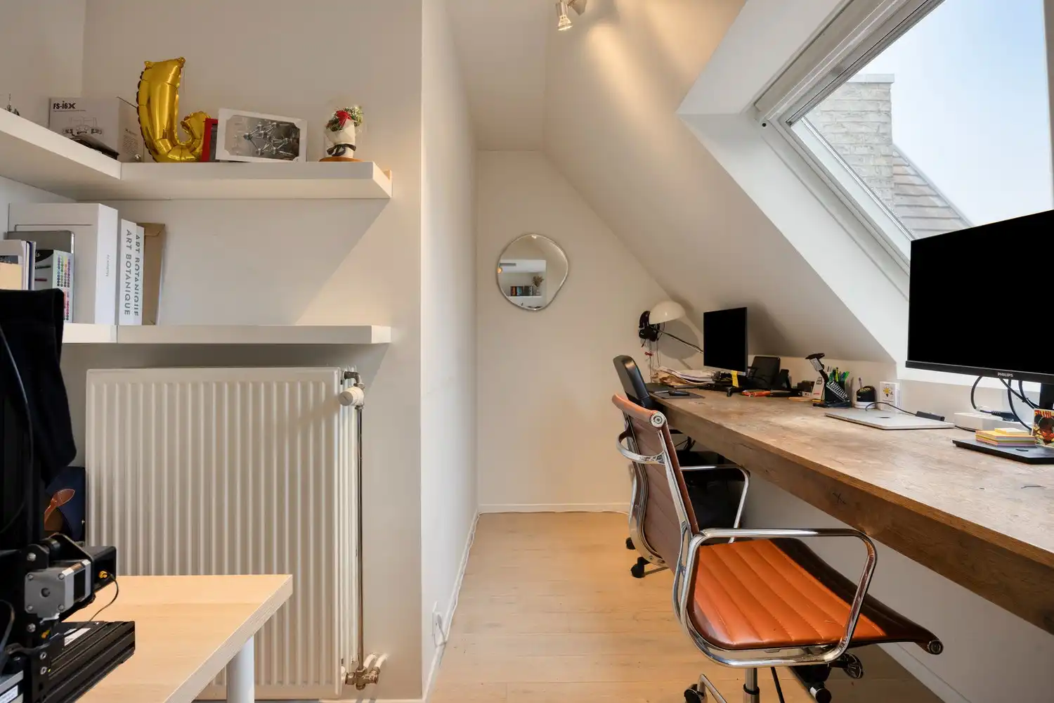 Ruim en energiezuinig duplex appartement met veel lichtinval, gelegen op wandelafstand van het Station Gent-Dampoort. foto 3