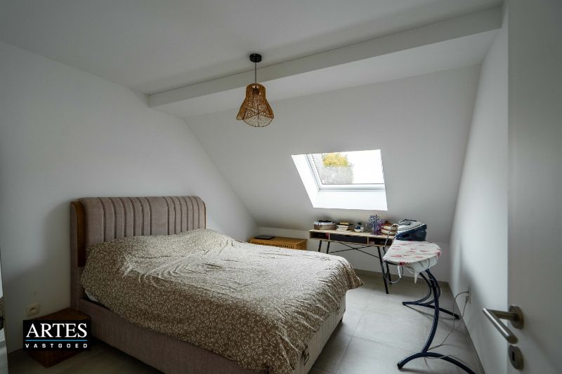 Recent appartement met 3 slaapkamers en ruim terras foto 21