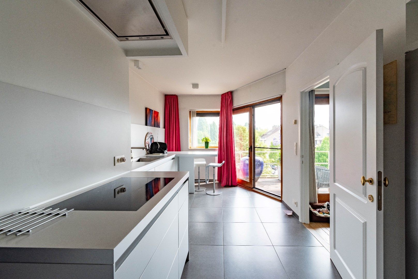 Ruim appartement met terras foto 13
