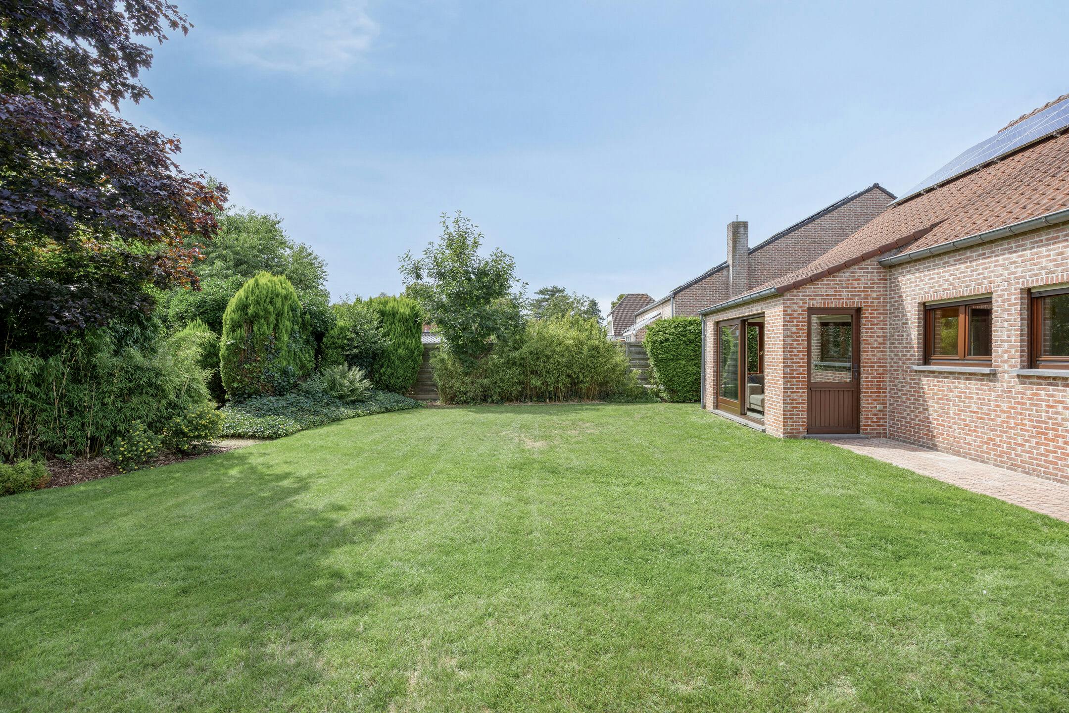 Vrijstaand huis te koop in het centrum van Kasterlee foto 3